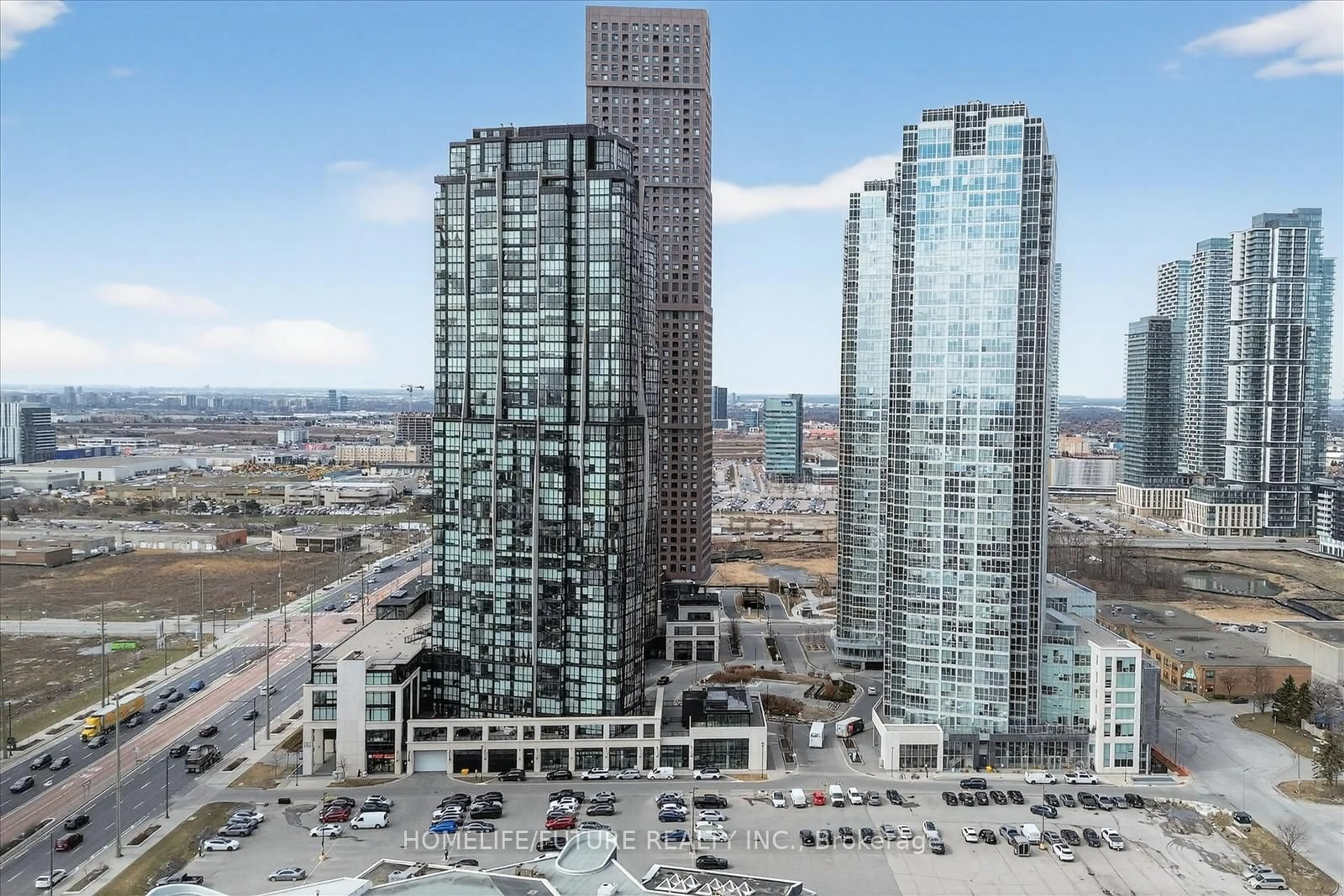 A pic from outside/outdoor area/front of a property/back of a property/a pic from drone, city buildings view from balcony for 2900 Highway 7 #1505, Vaughan Ontario L4K 0G3