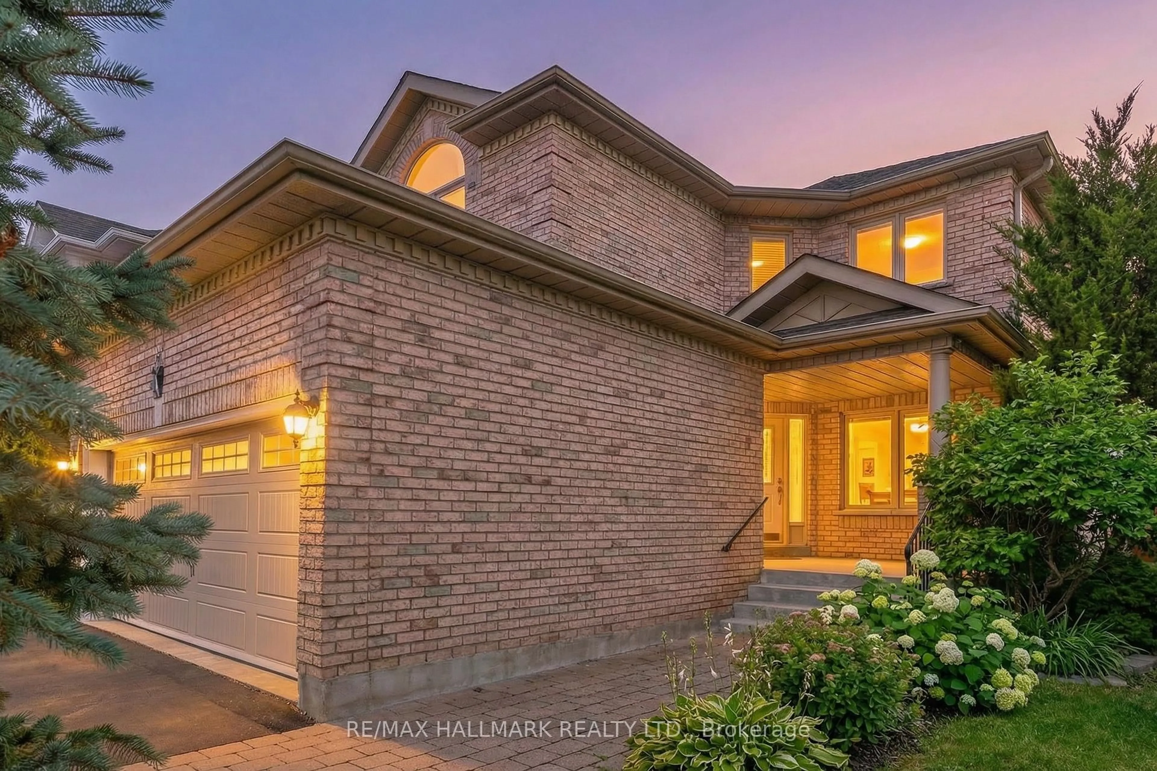 Home with brick exterior material, street for 42 Mayan Ave, Richmond Hill Ontario L4S 2W9