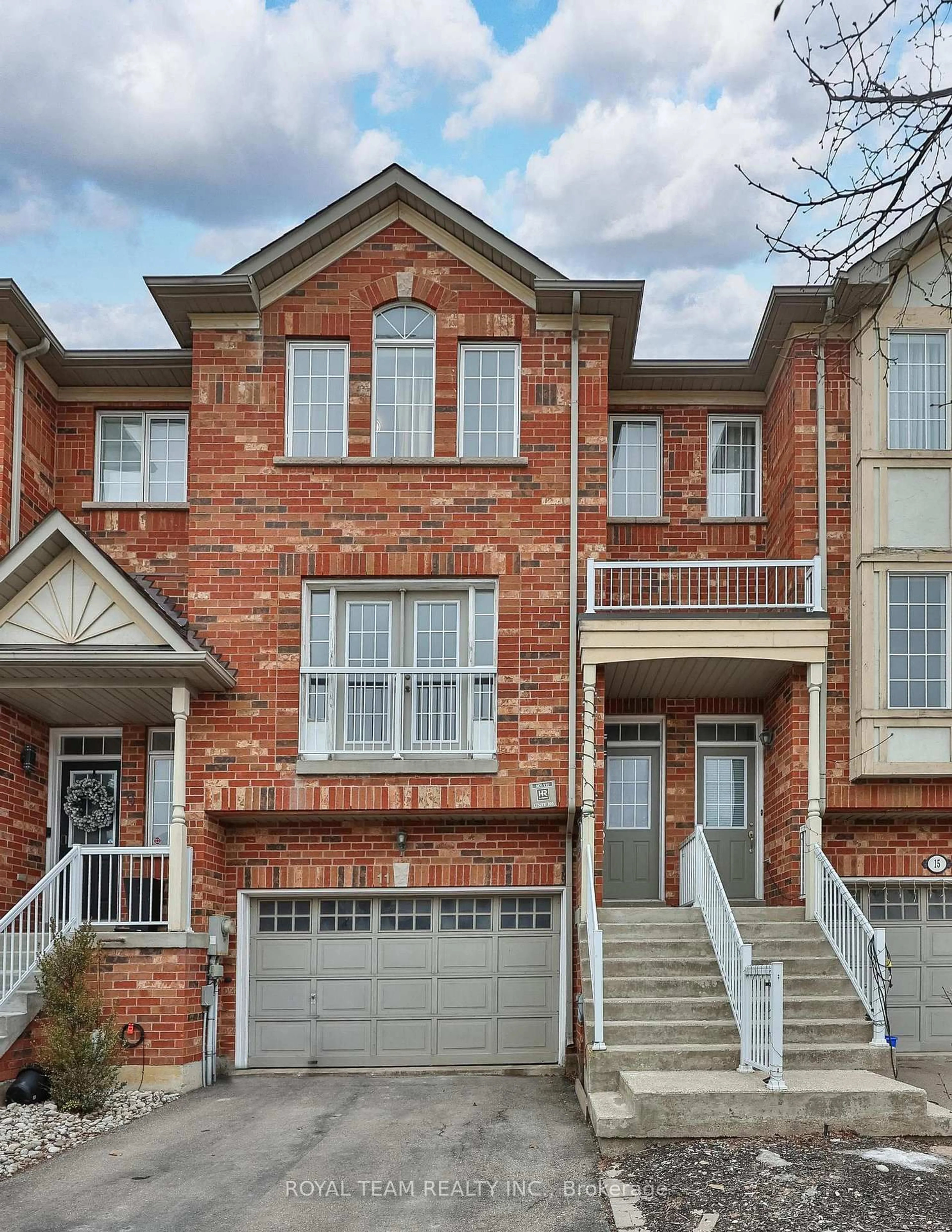 Home with brick exterior material, street for 11 Jarrett Crt, Vaughan Ontario L6A 3W4