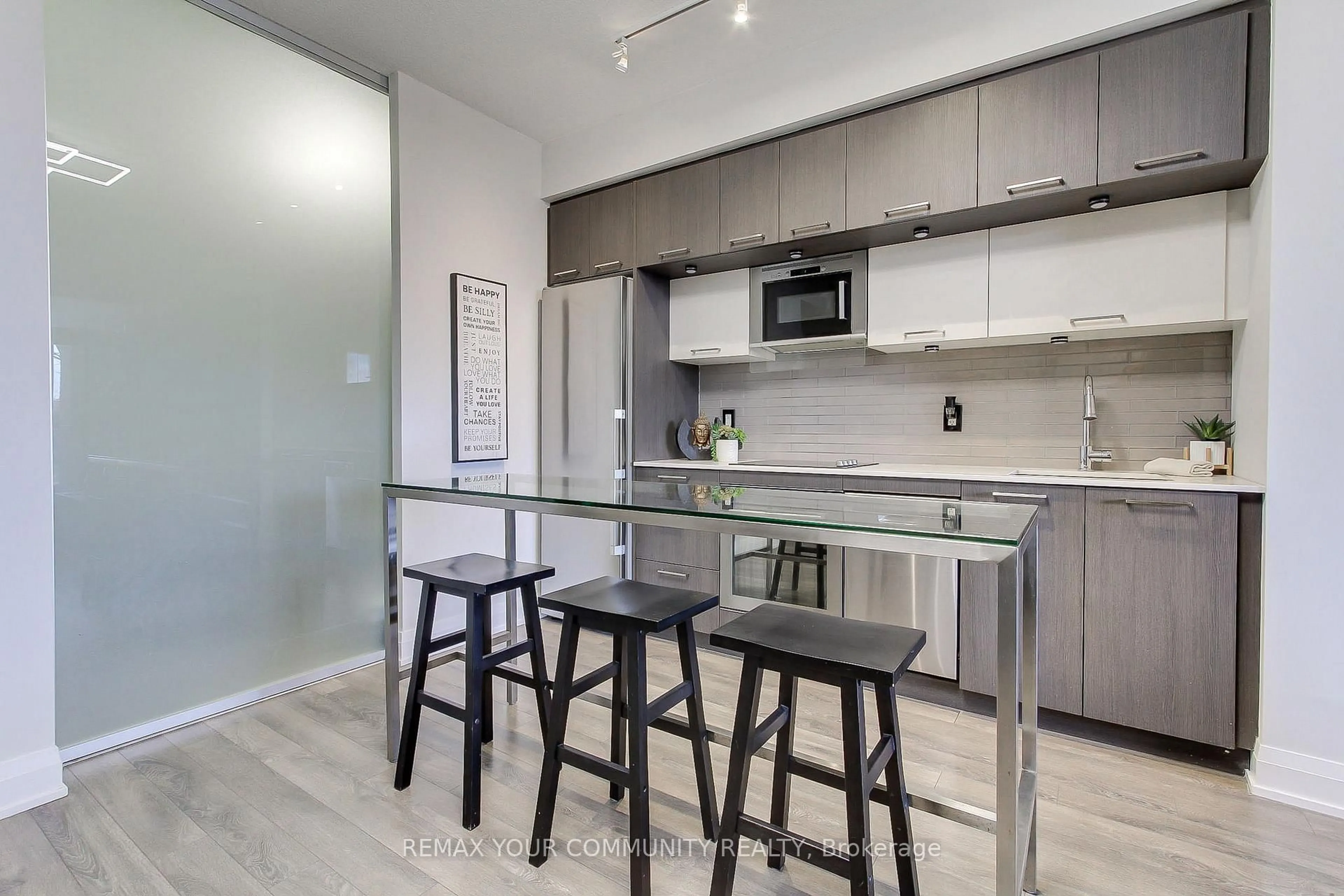Open concept kitchen, unknown for 4800 Highway 7 #204, Vaughan Ontario L4L 1H8