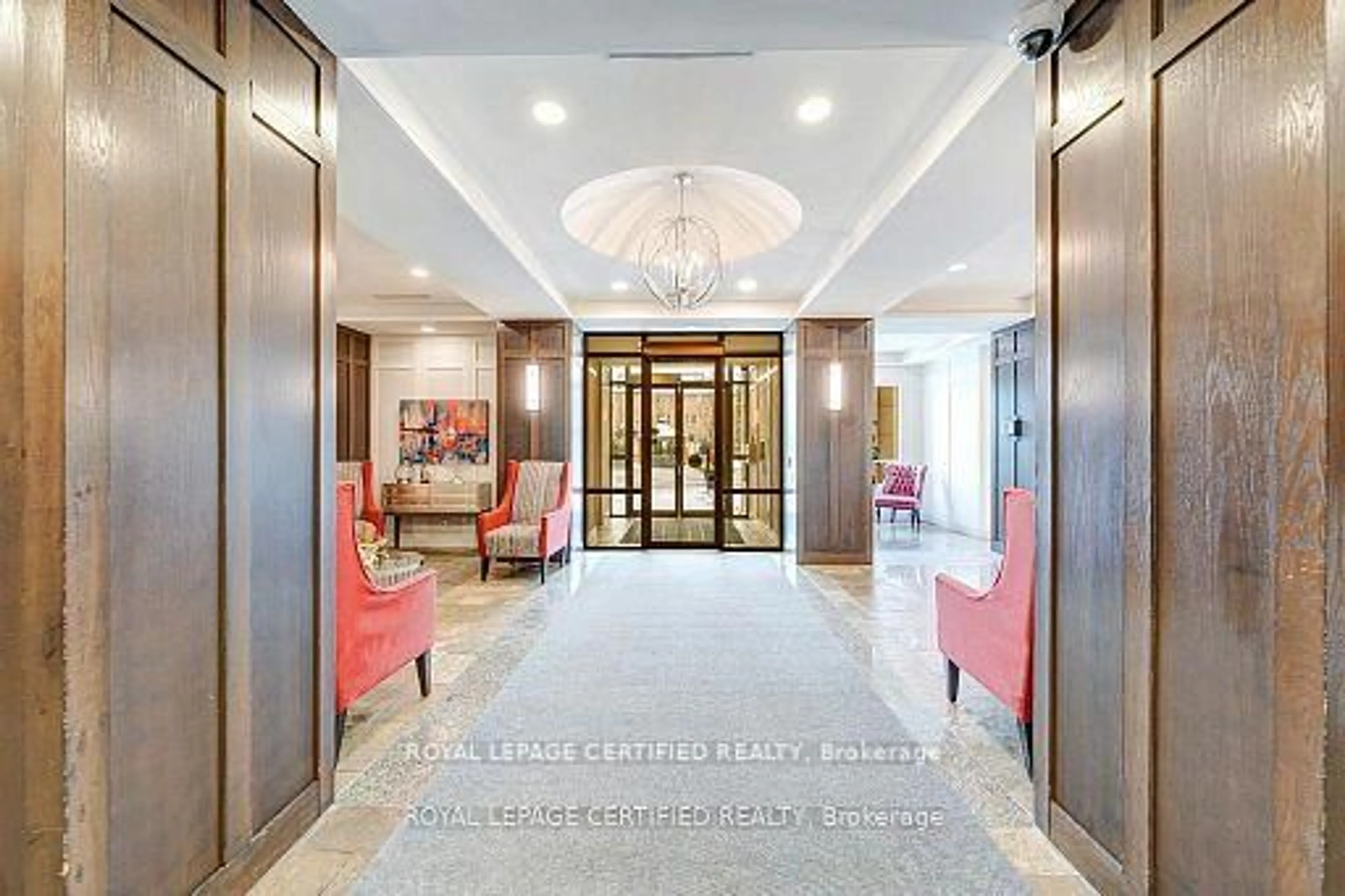 Lobby for 29 Northern Hts #606, Richmond Hill Ontario L4B 4L8