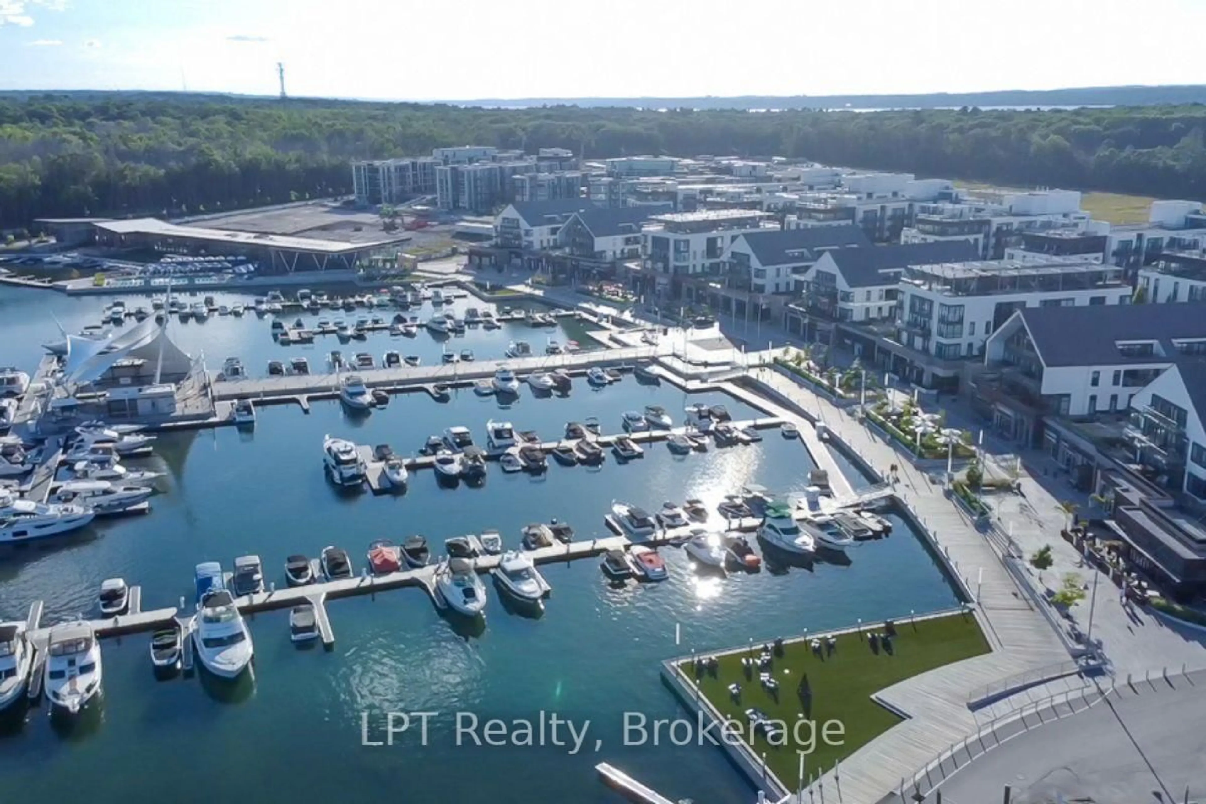 Blurry image for 301 Sea Ray Ave #C319, Innisfil Ontario L9S 0L8