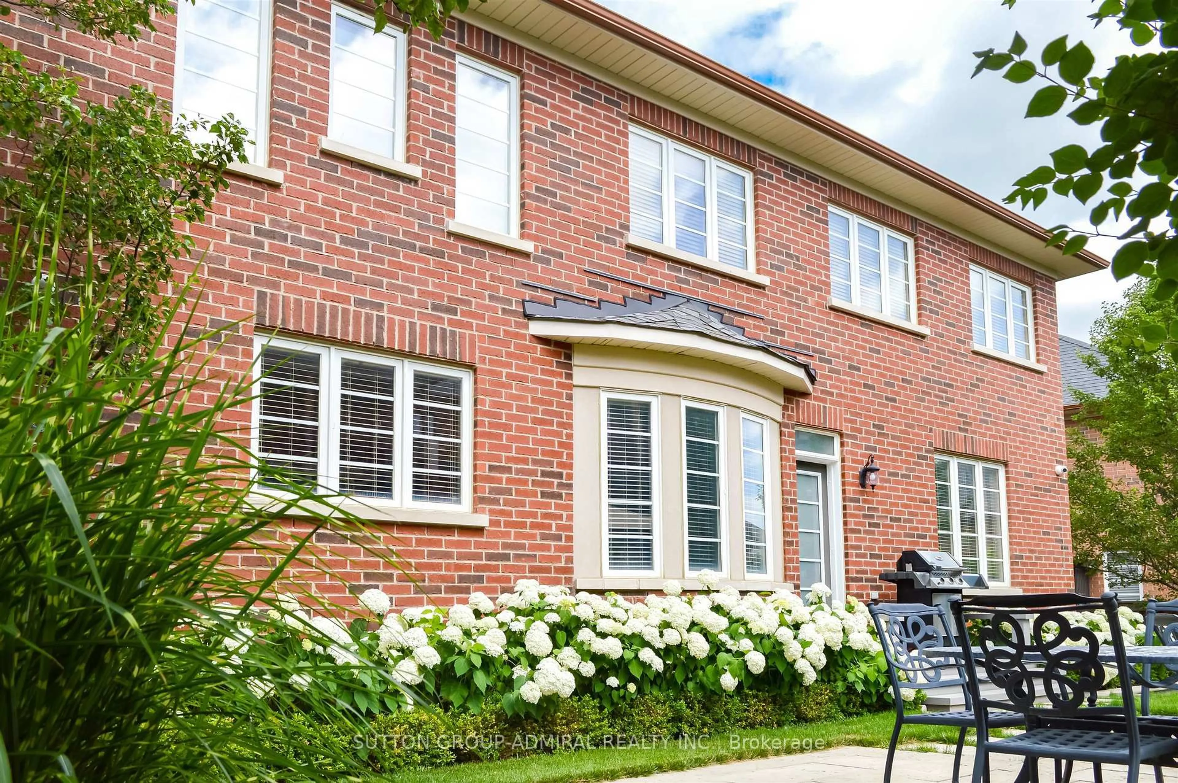 Home with brick exterior material, street for 8 Chapel Gully Tr, King Ontario L7B 0A1