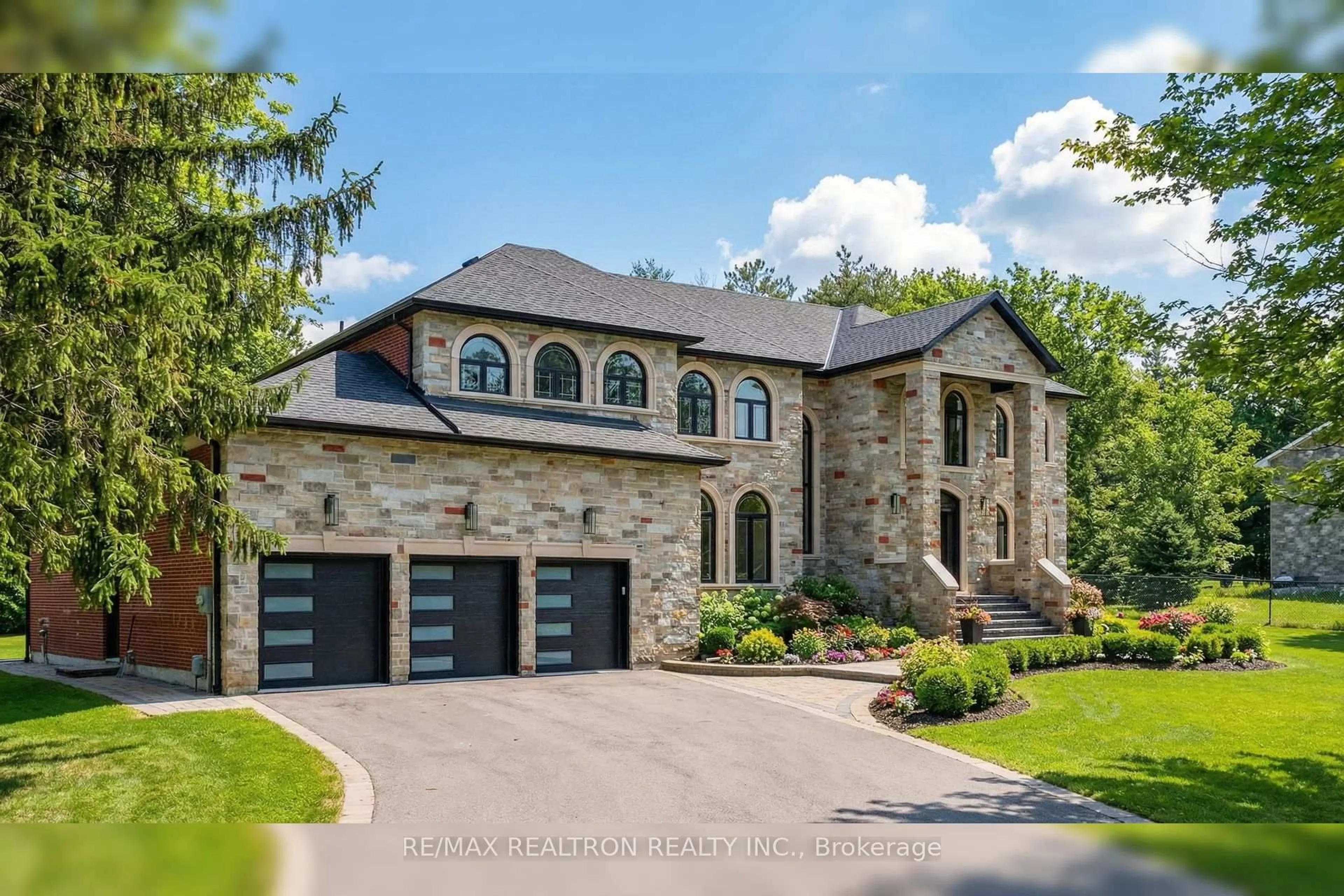 Home with brick exterior material, street for 14705 Jane St, King Ontario L7B 1A3