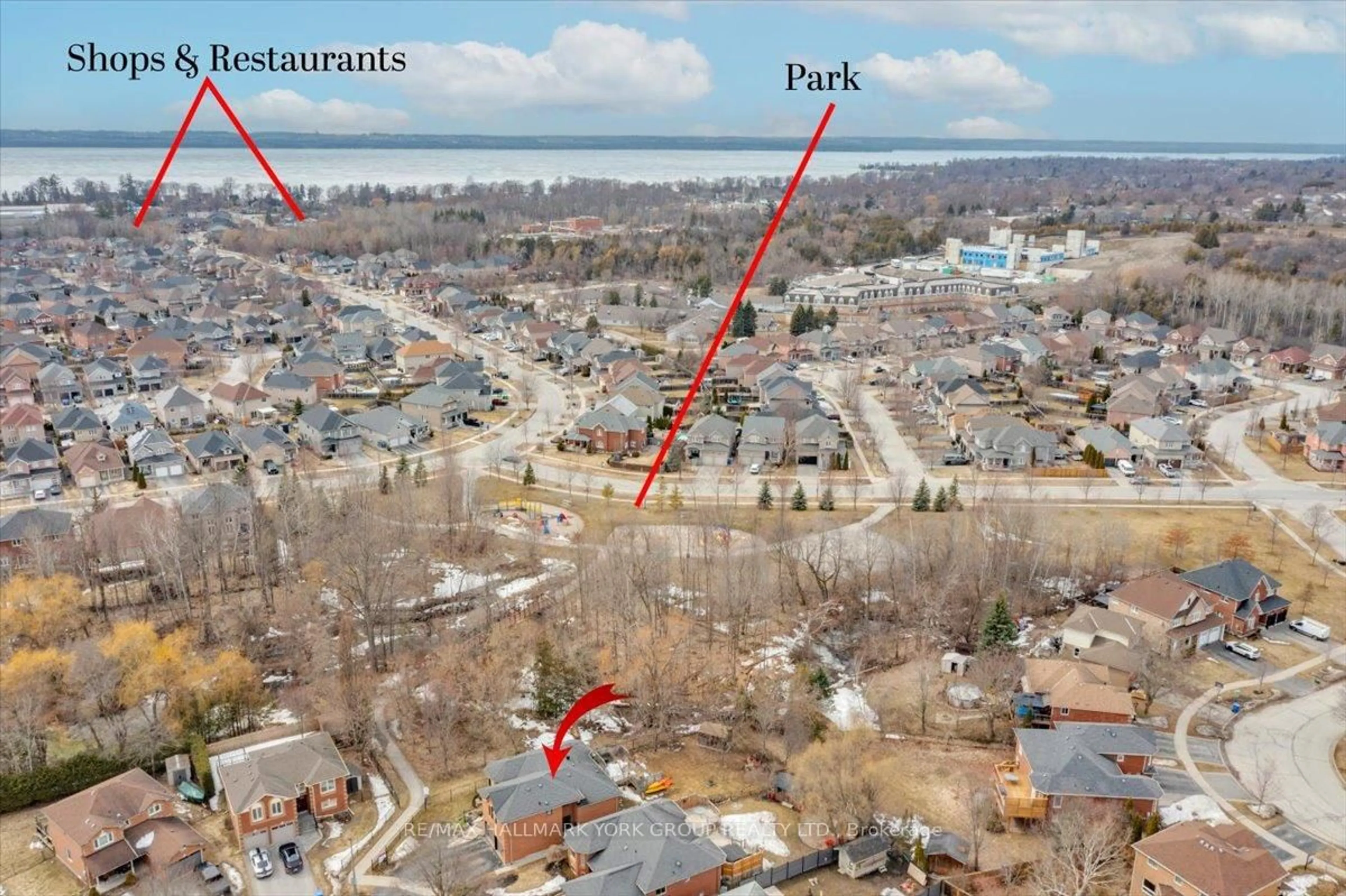 A pic from outside/outdoor area/front of a property/back of a property/a pic from drone, water/lake/river/ocean view for 22 Margaret Pl, Georgina Ontario L4P 3X2