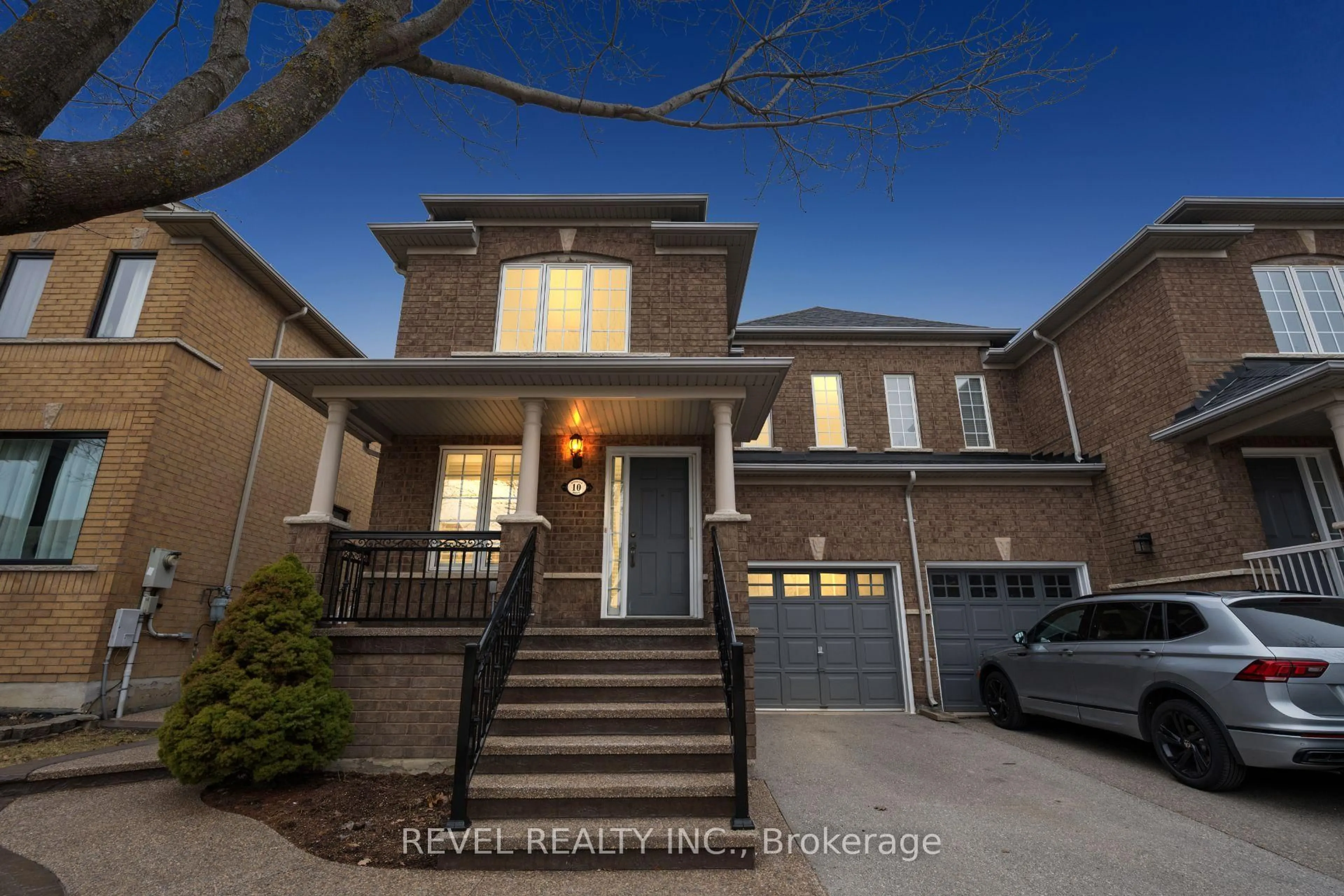 Home with brick exterior material, street for 10 Dinsdale Dr, Vaughan Ontario L4H 2M5