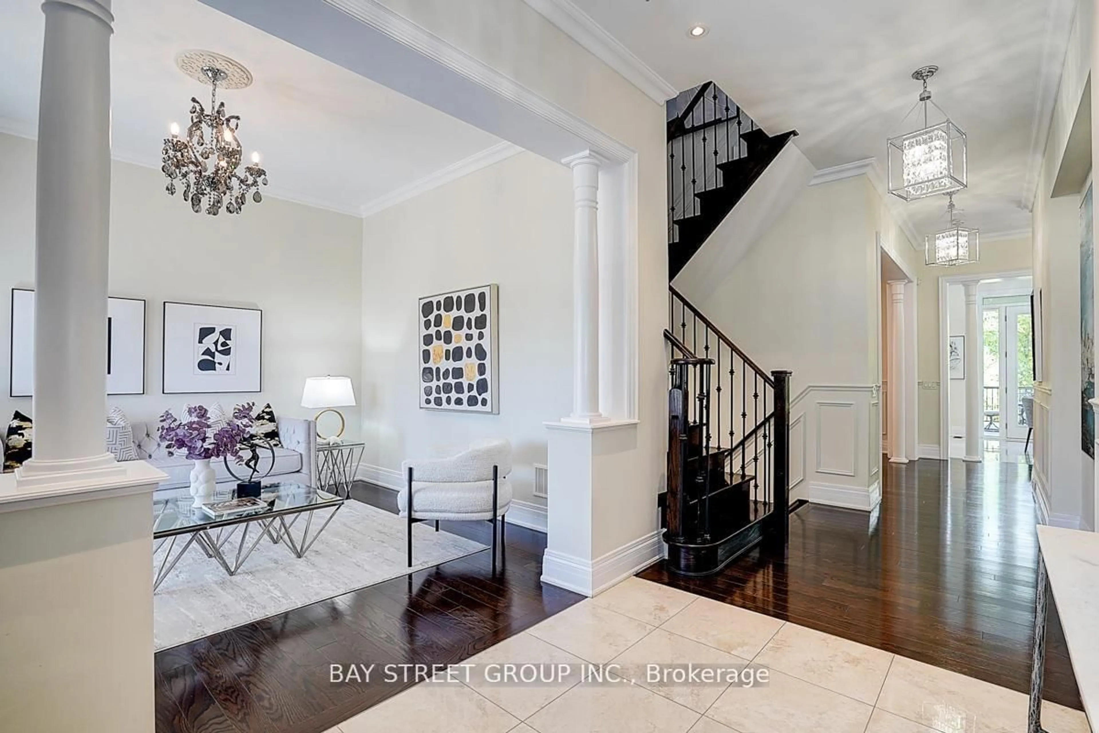 Indoor entryway for 80 LADY JESSICA Dr, Vaughan Ontario L6A 4T9