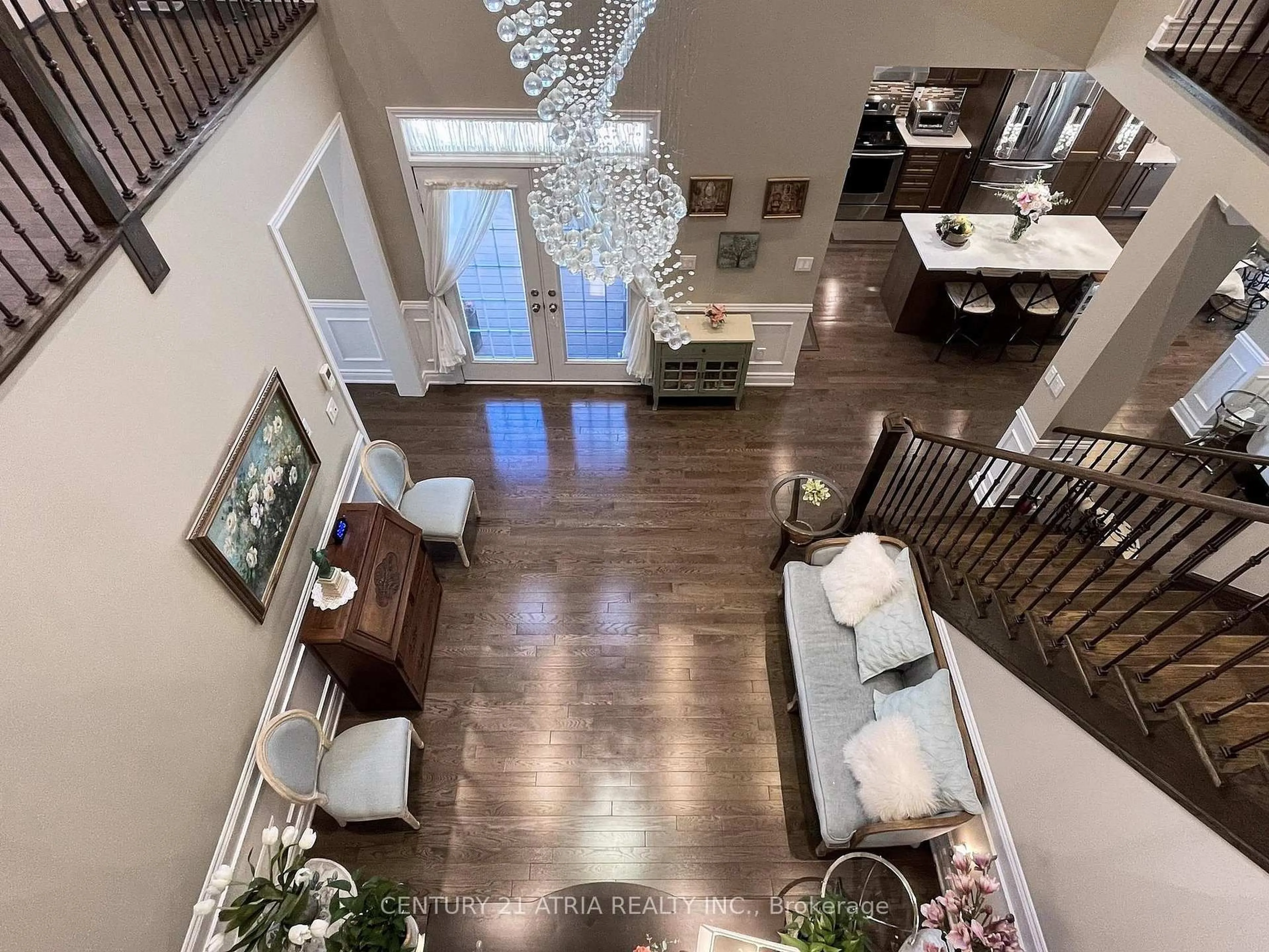 Indoor entryway for 2 Colonel George Mclaren Dr, Markham Ontario L6C 0L3