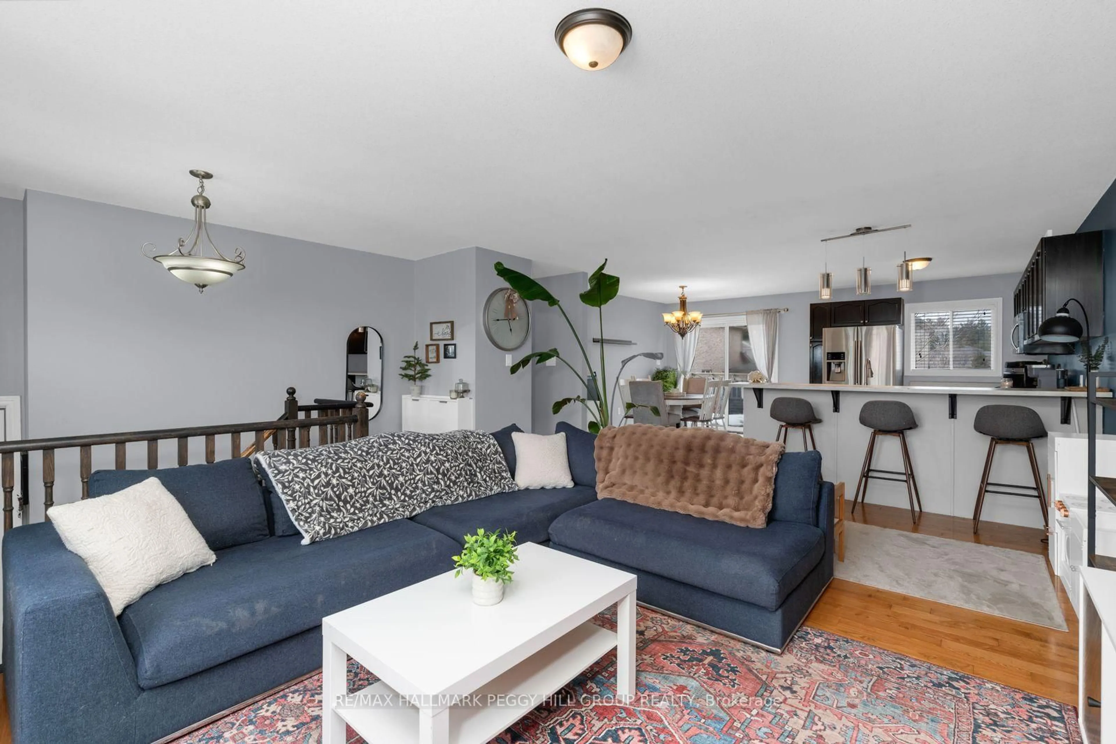 Living room with furniture, unknown for 11 Vernon St, Essa Ontario L3W 0V5