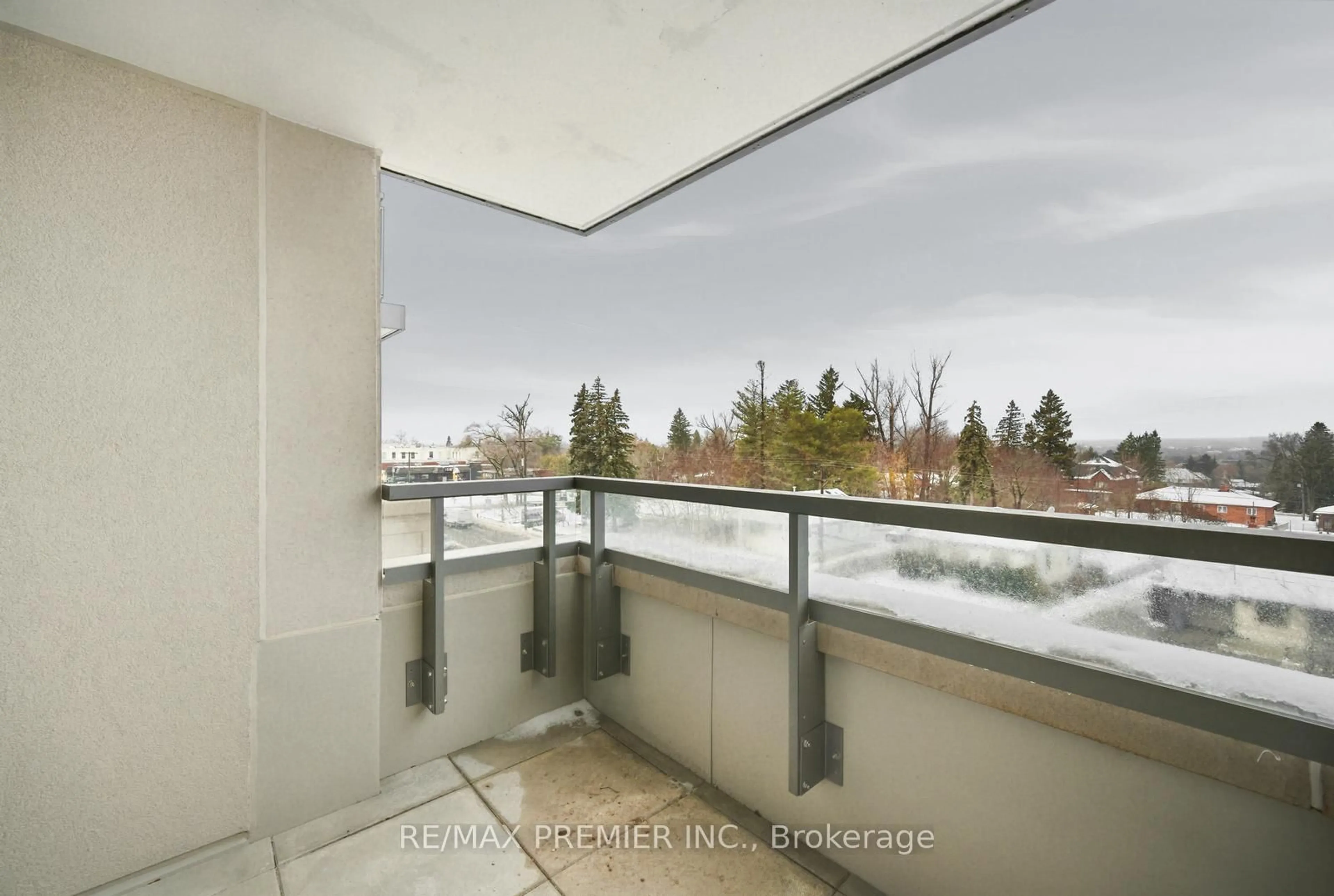 Balcony in the apartment, unknown for 2075 King Rd #435, King Ontario L7B 0R6