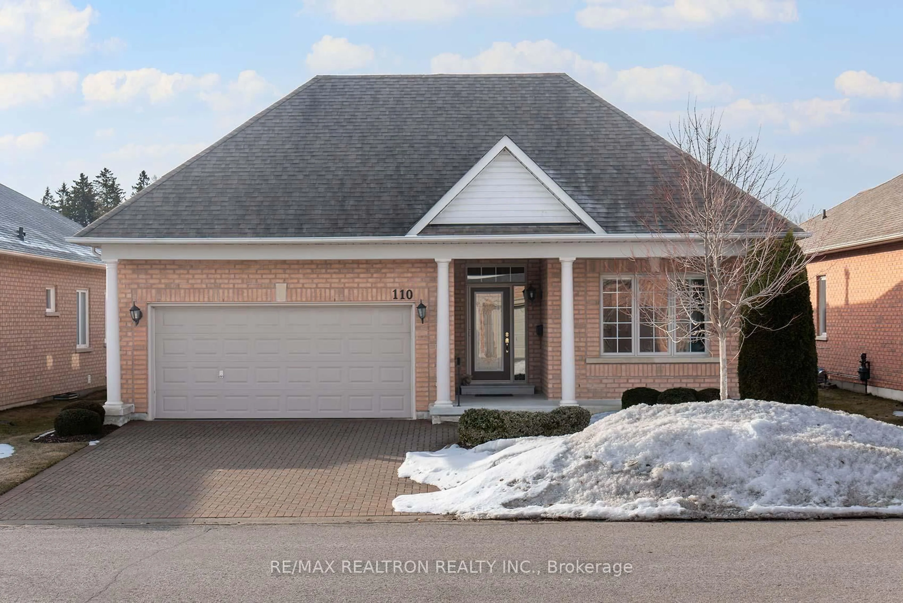 Home with brick exterior material, street for 110 Couples Gallery, Whitchurch-Stouffville Ontario L4A 1M8