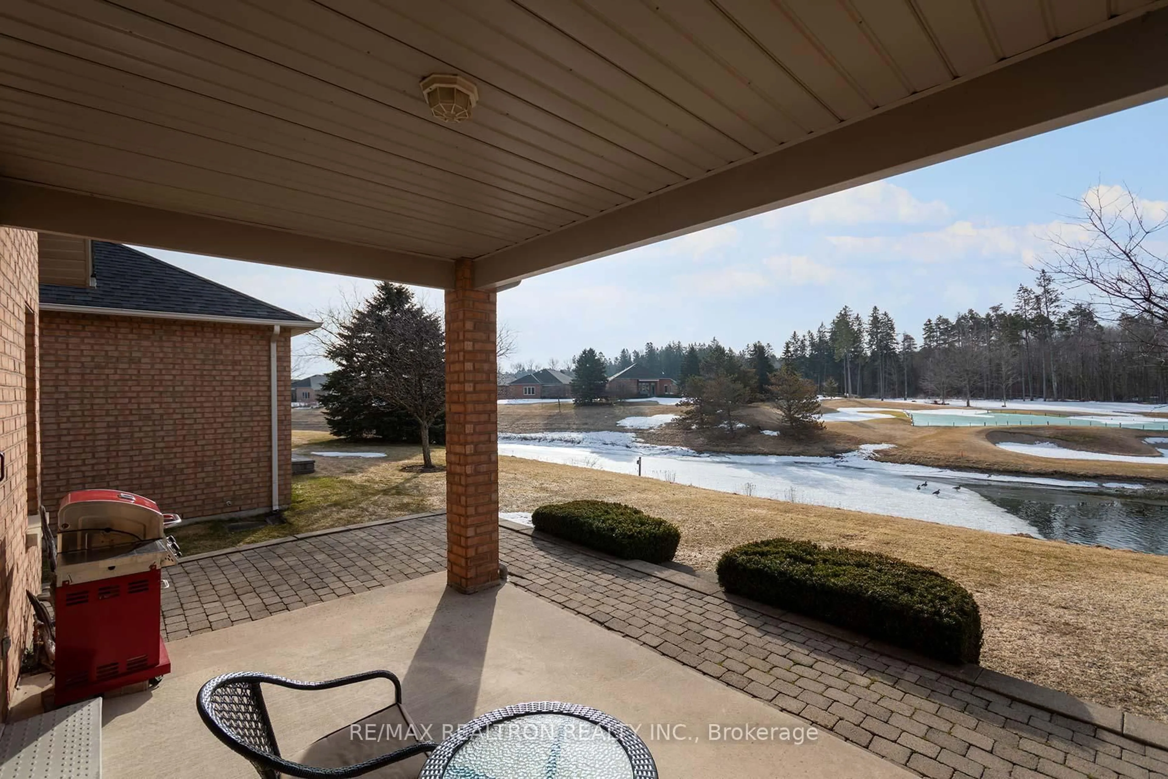 Patio, water/lake/river/ocean view for 110 Couples Gallery, Whitchurch-Stouffville Ontario L4A 1M8