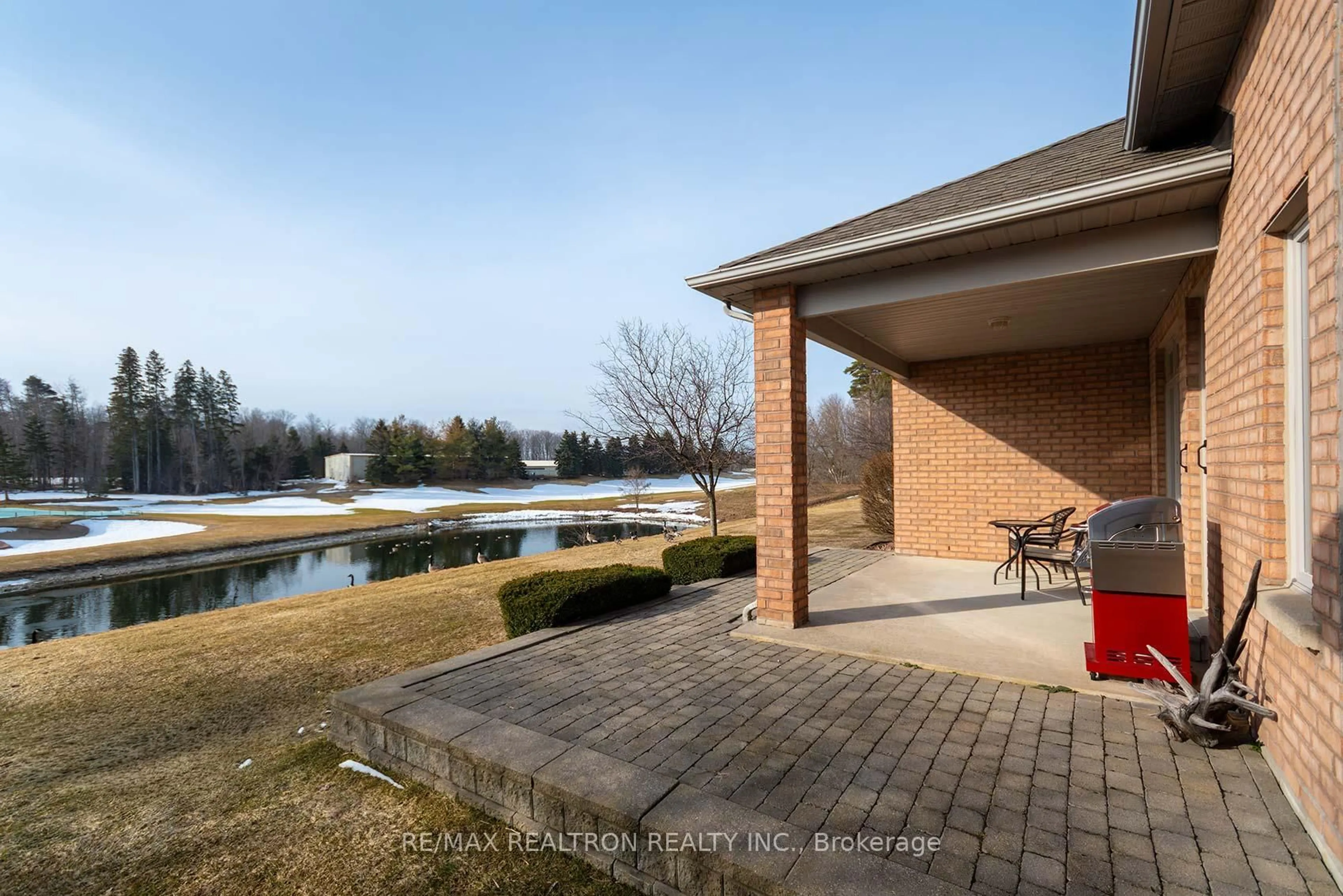 Patio, water/lake/river/ocean view for 110 Couples Gallery, Whitchurch-Stouffville Ontario L4A 1M8