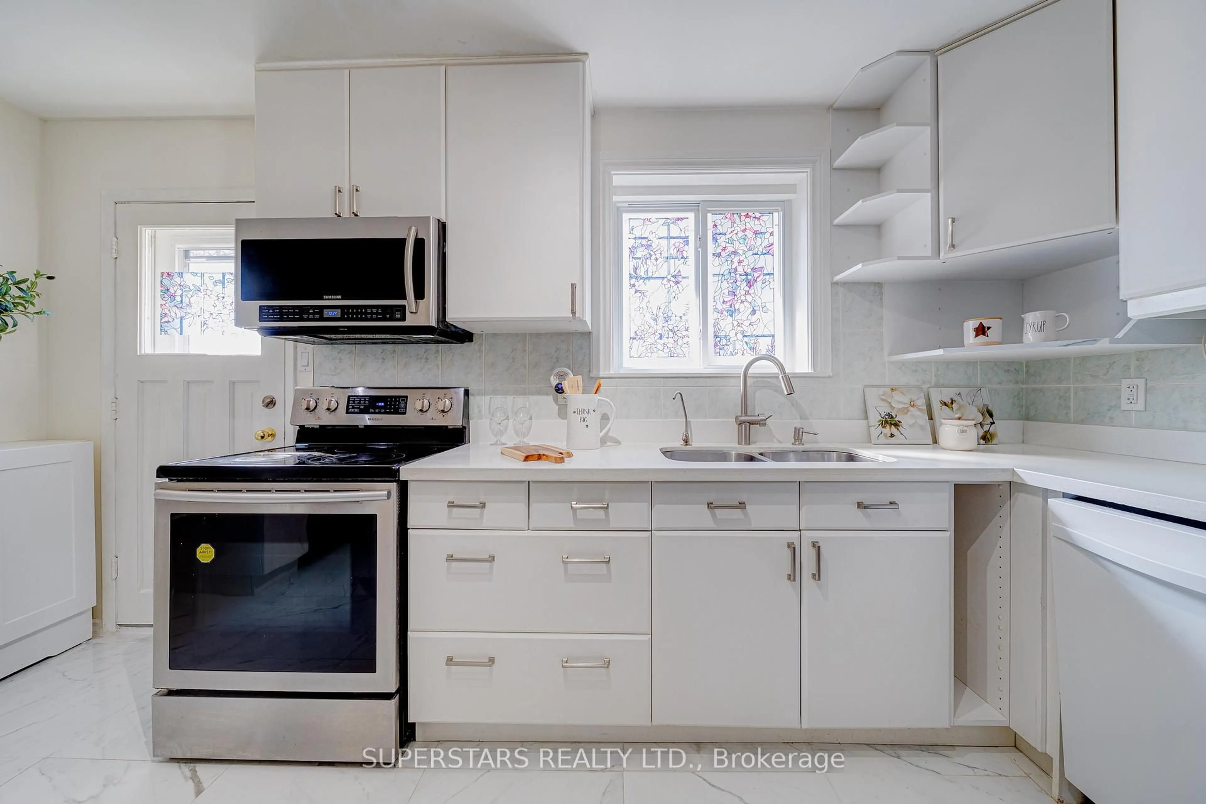 Unknown for 199 Patterson St, Newmarket Ontario L3Y 3L5