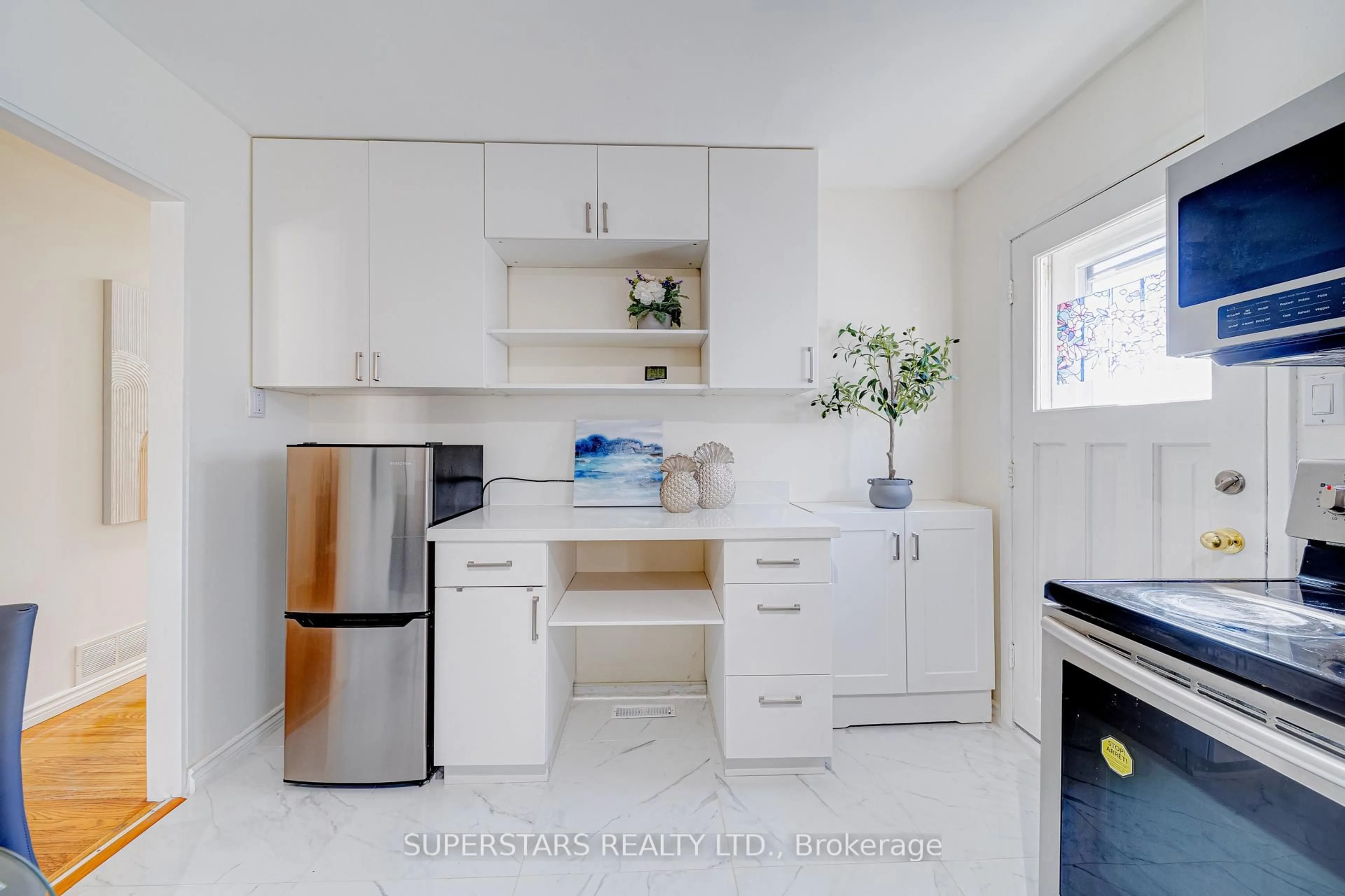 Unknown for 199 Patterson St, Newmarket Ontario L3Y 3L5