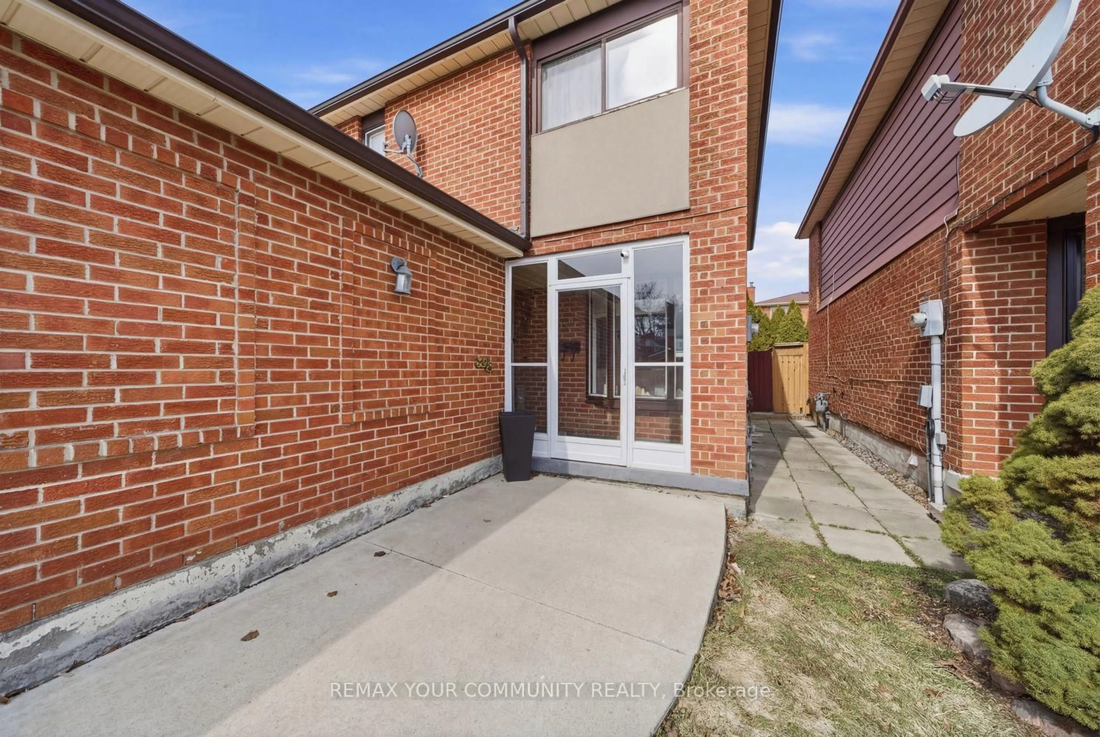 Unknown for 130 Andrea Lane, Vaughan Ontario L4L 1E7