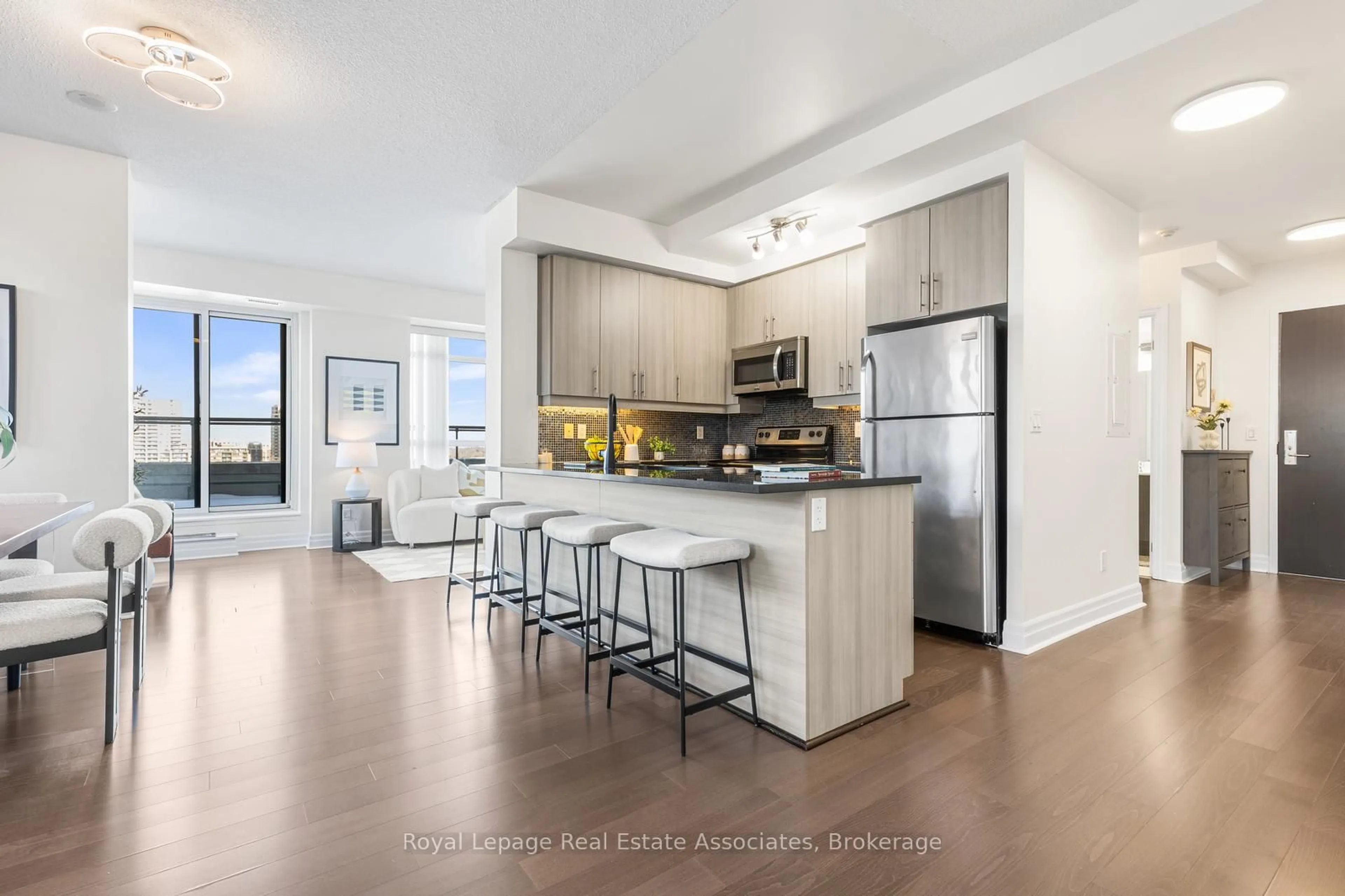 Open concept kitchen, unknown for 8130 Birchmount Rd #701, Markham Ontario L6G 0E4