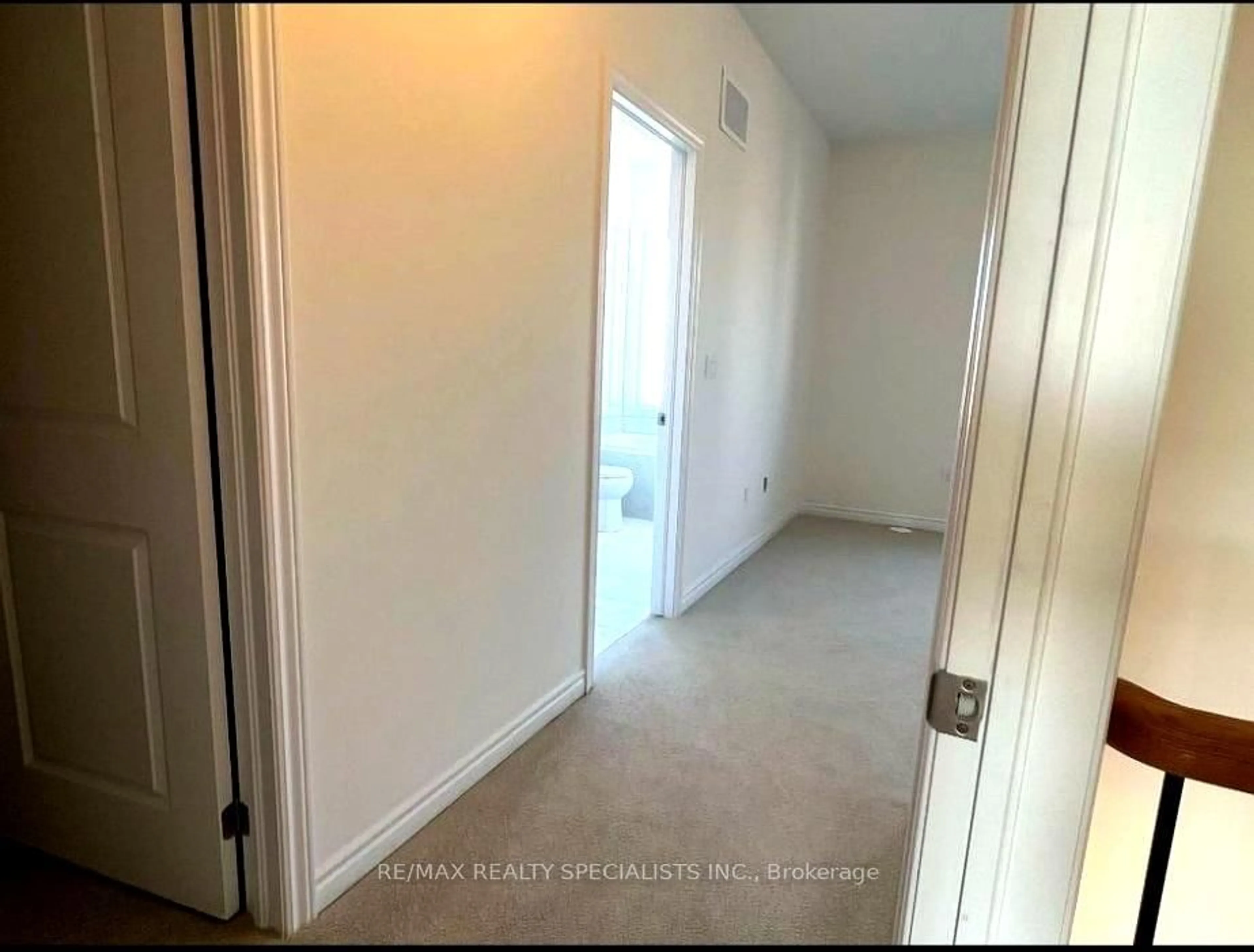 A pic of a room for 60 Inverary Cres, Vaughan Ontario L4H 5G8