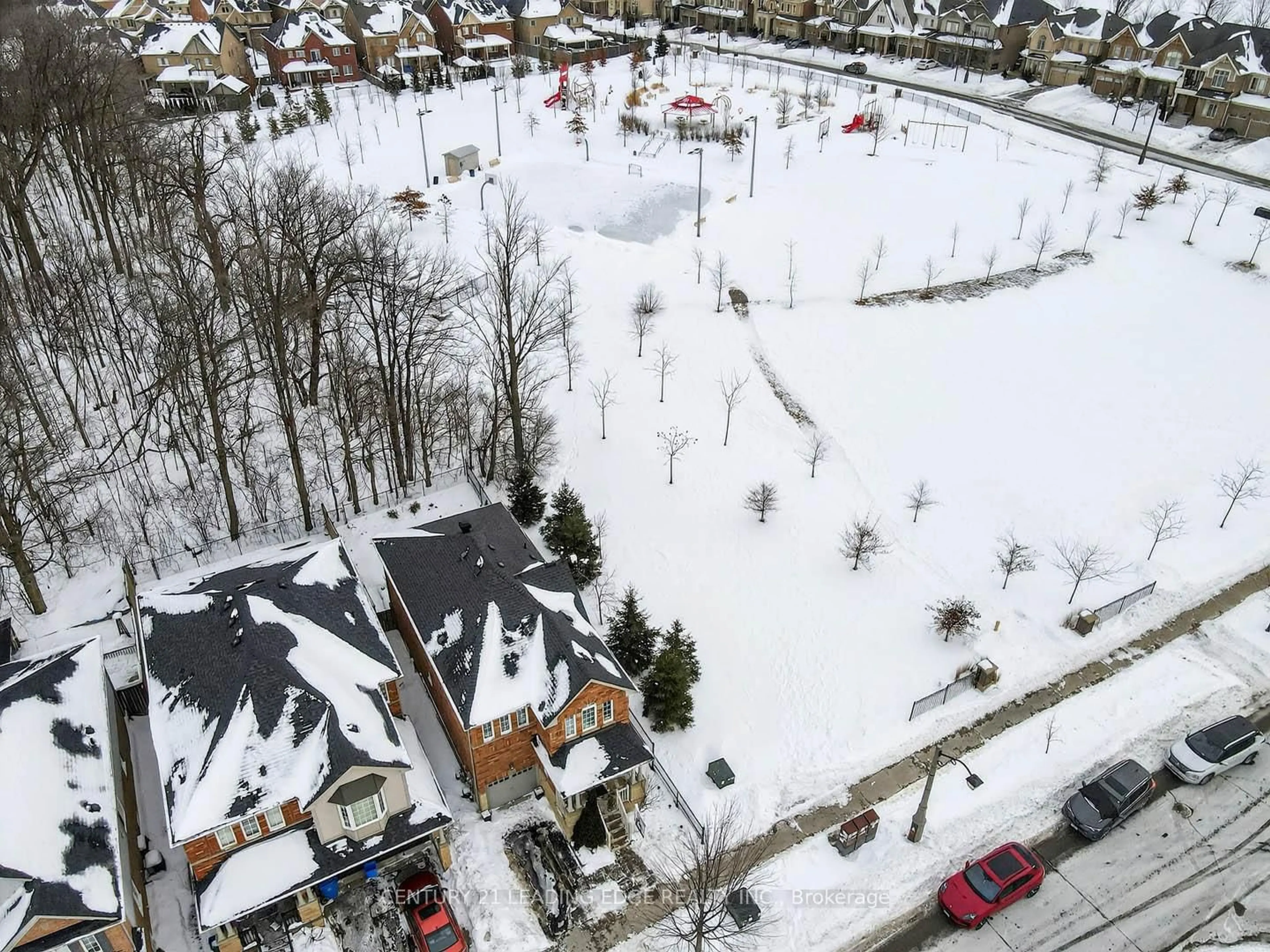 A pic from outside/outdoor area/front of a property/back of a property/a pic from drone, unknown for 19 Joseph Todd Rd, Whitchurch-Stouffville Ontario L4A 0H8