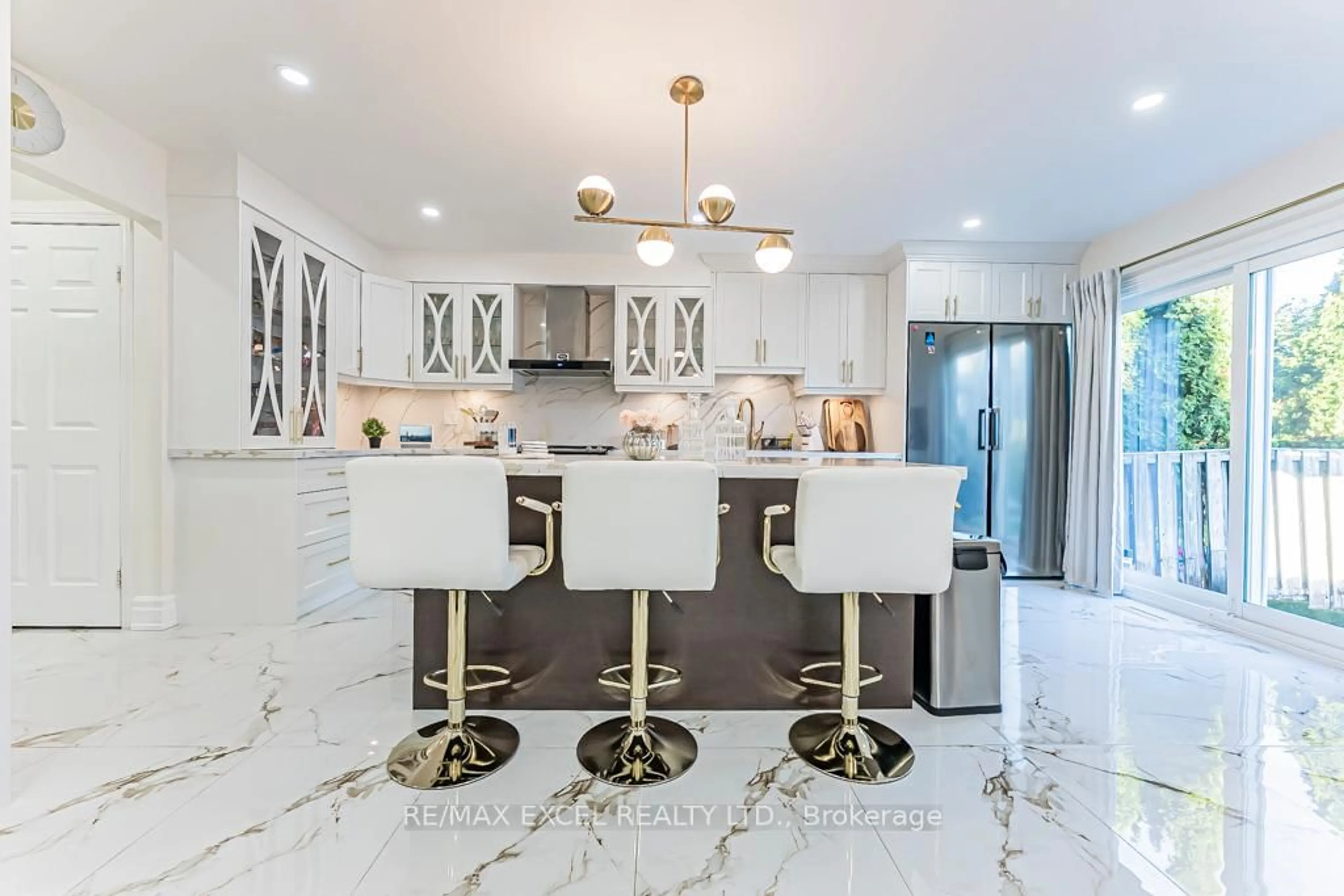 Contemporary kitchen, ceramic/tile floor for 311 Conley St, Vaughan Ontario L4J 2Z3