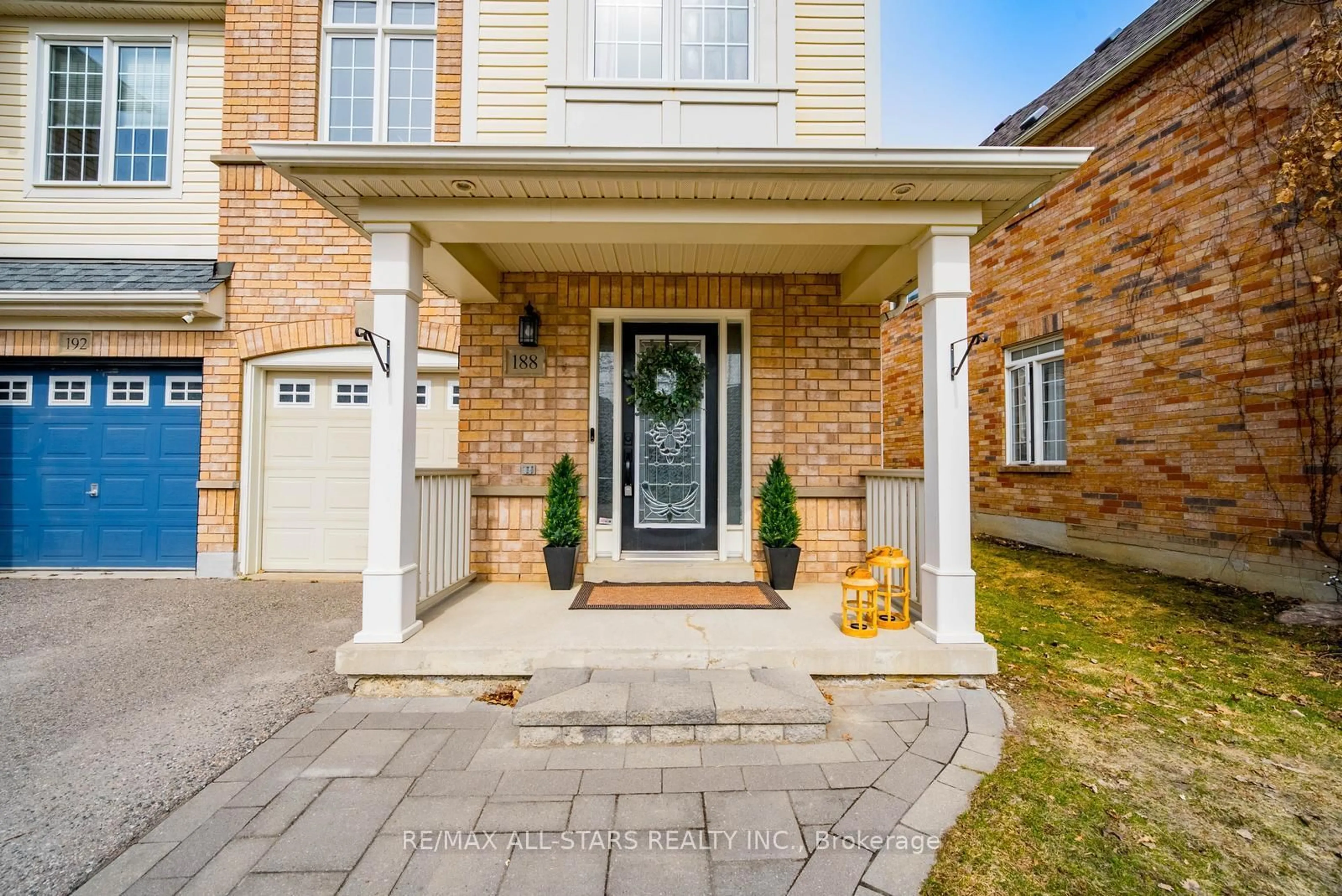 Home with brick exterior material, street for 188 Reeves Way Blvd, Whitchurch-Stouffville Ontario L4A 0H6