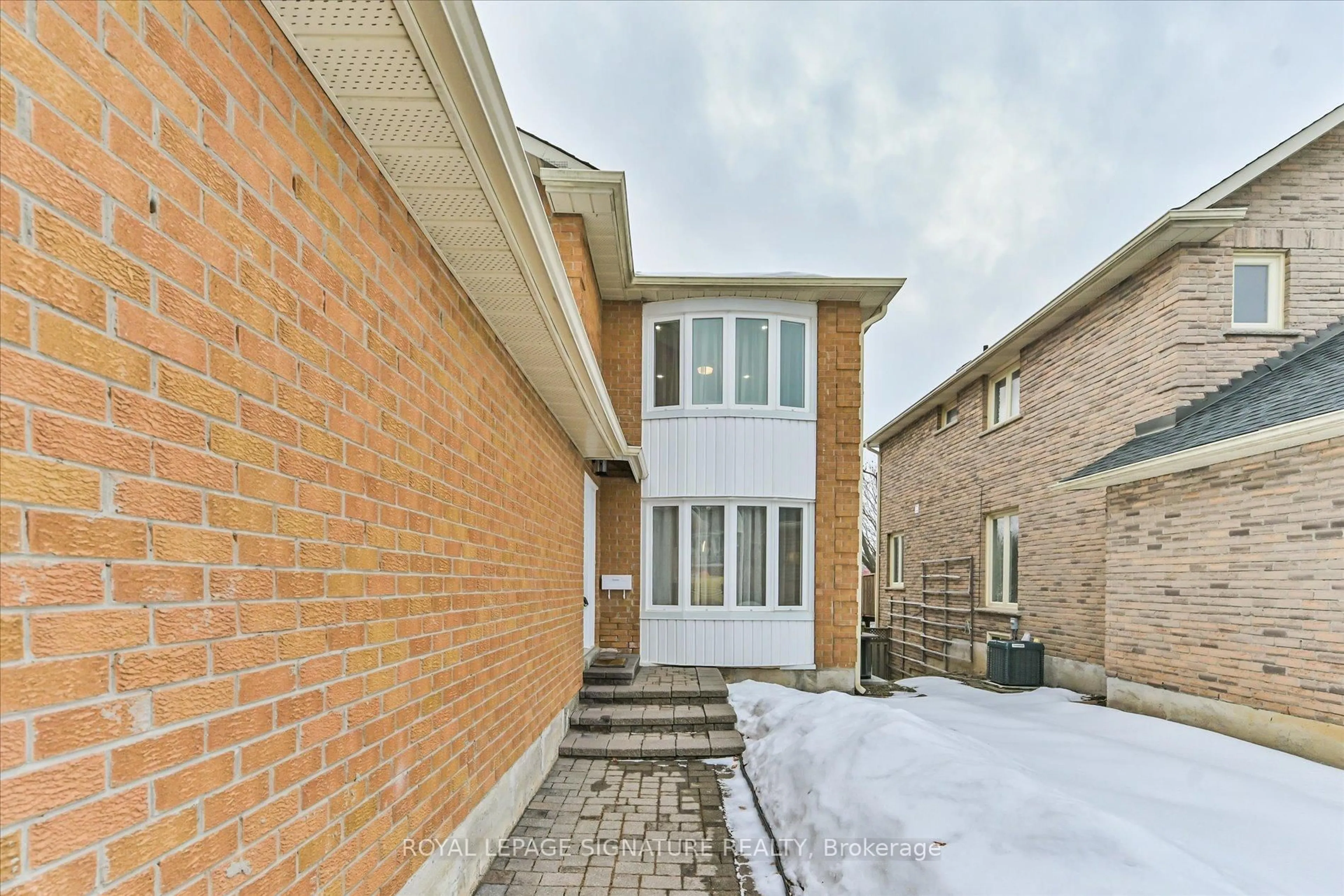 Home with brick exterior material, street for 50 Eleanor Circ, Richmond Hill Ontario L4C 6K7