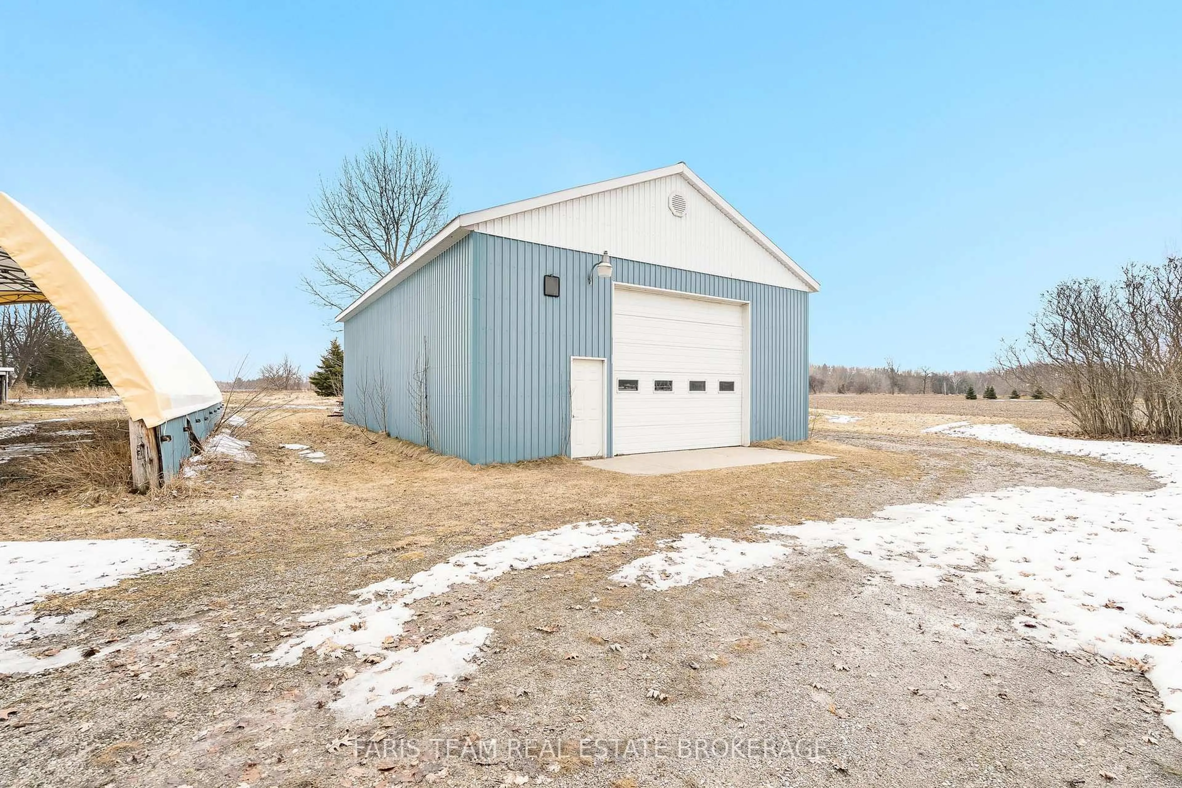 Shed for 8949 Smith Rd, Essa Ontario L0M 1T0