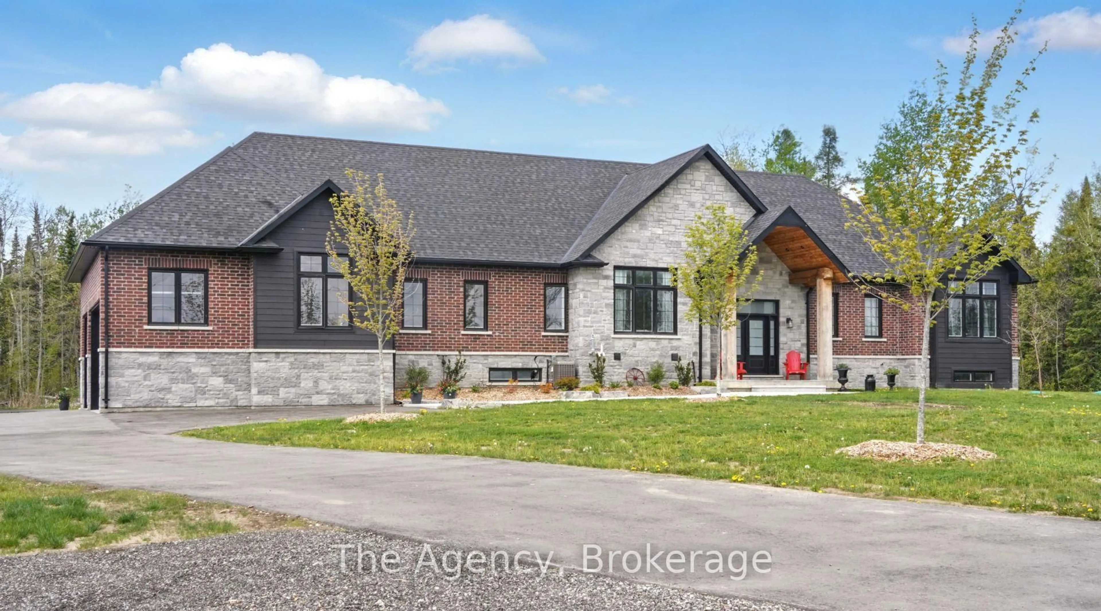 Home with brick exterior material, building for 6598 County 10 Rd, Essa Ontario L9R 1V2