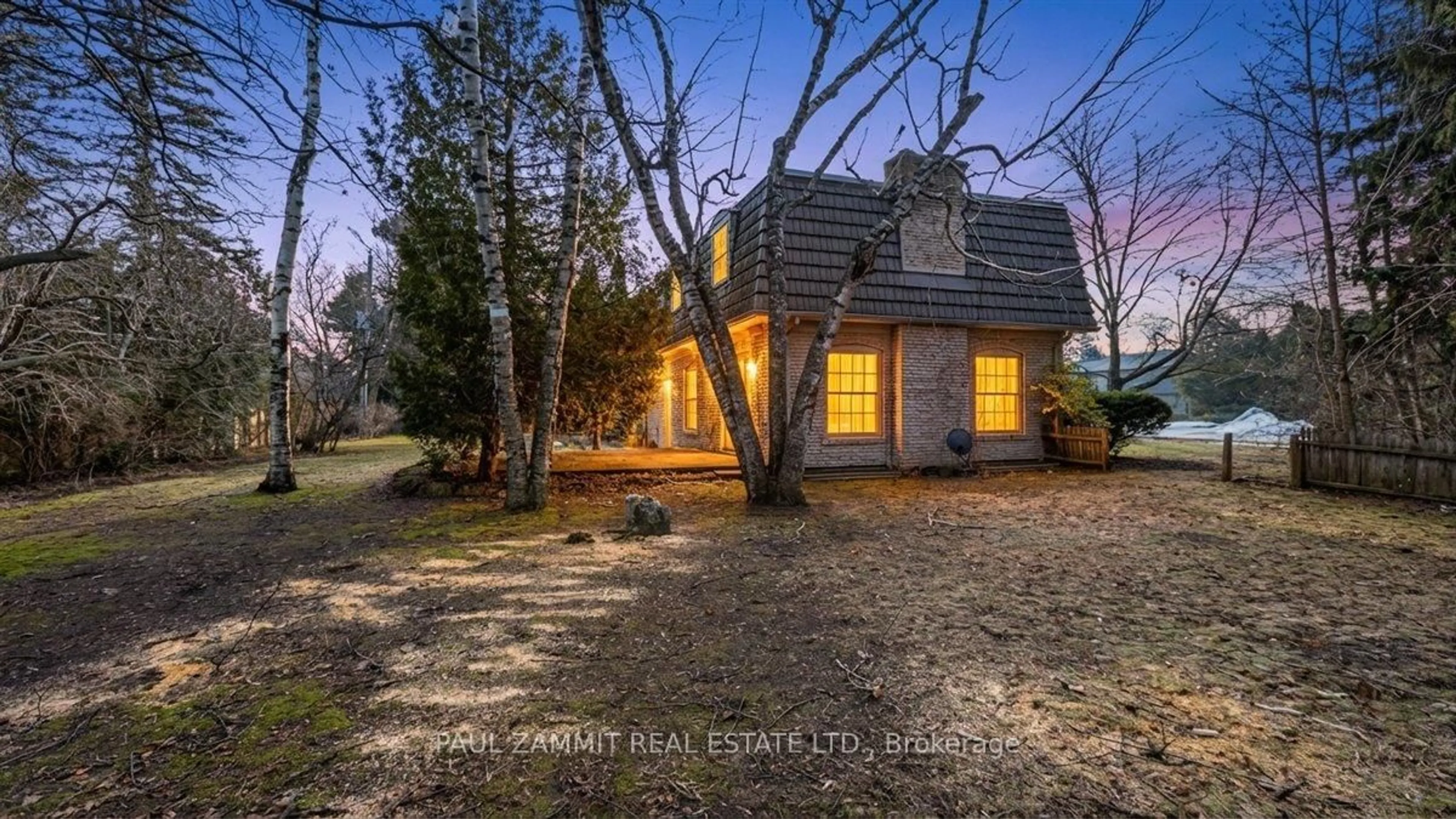 A pic from outside/outdoor area/front of a property/back of a property/a pic from drone, street for 8 Lafayette Pl, Markham Ontario L3T 1G5