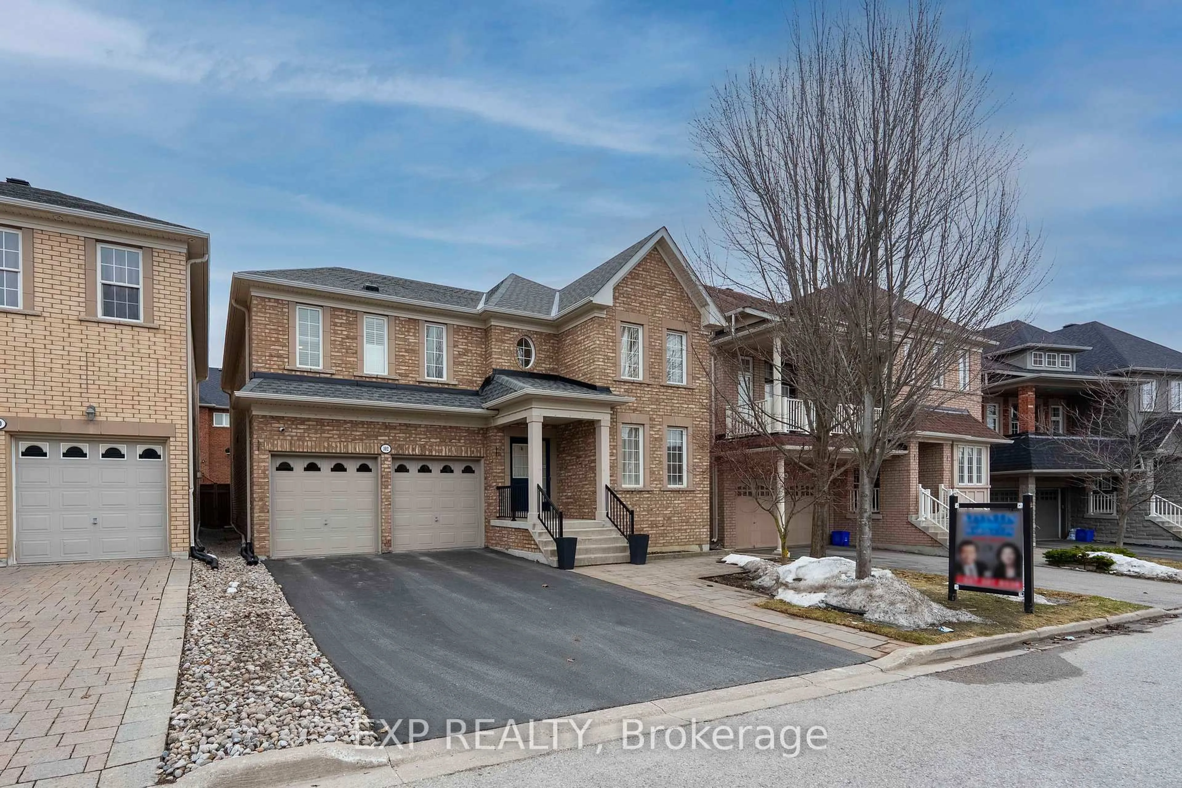 Home with brick exterior material, street for 102 Serano Cres, Richmond Hill Ontario L4E 0R7