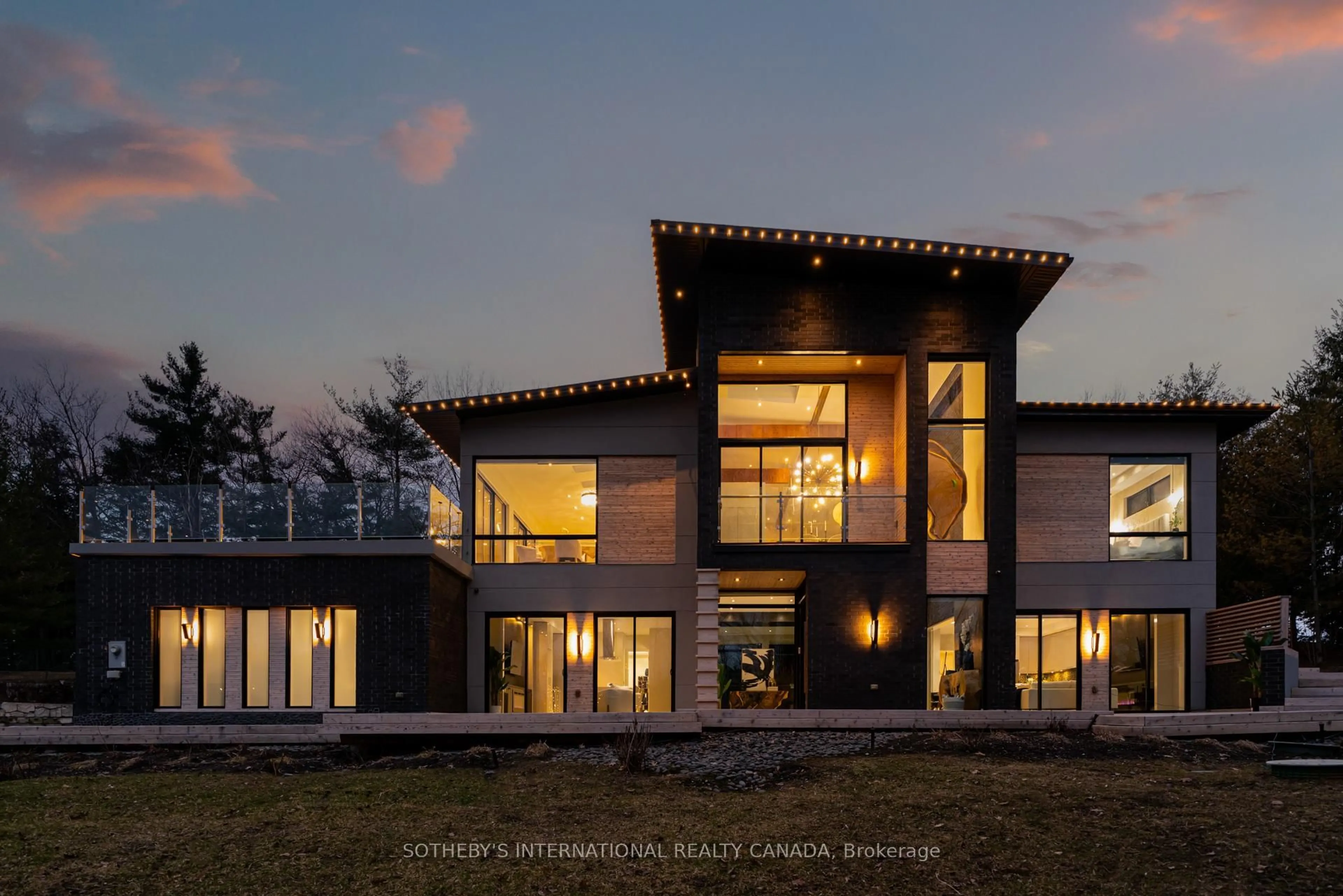 Home with brick exterior material, building for 4599 Langstaff Rd, Vaughan Ontario L4L 2B2