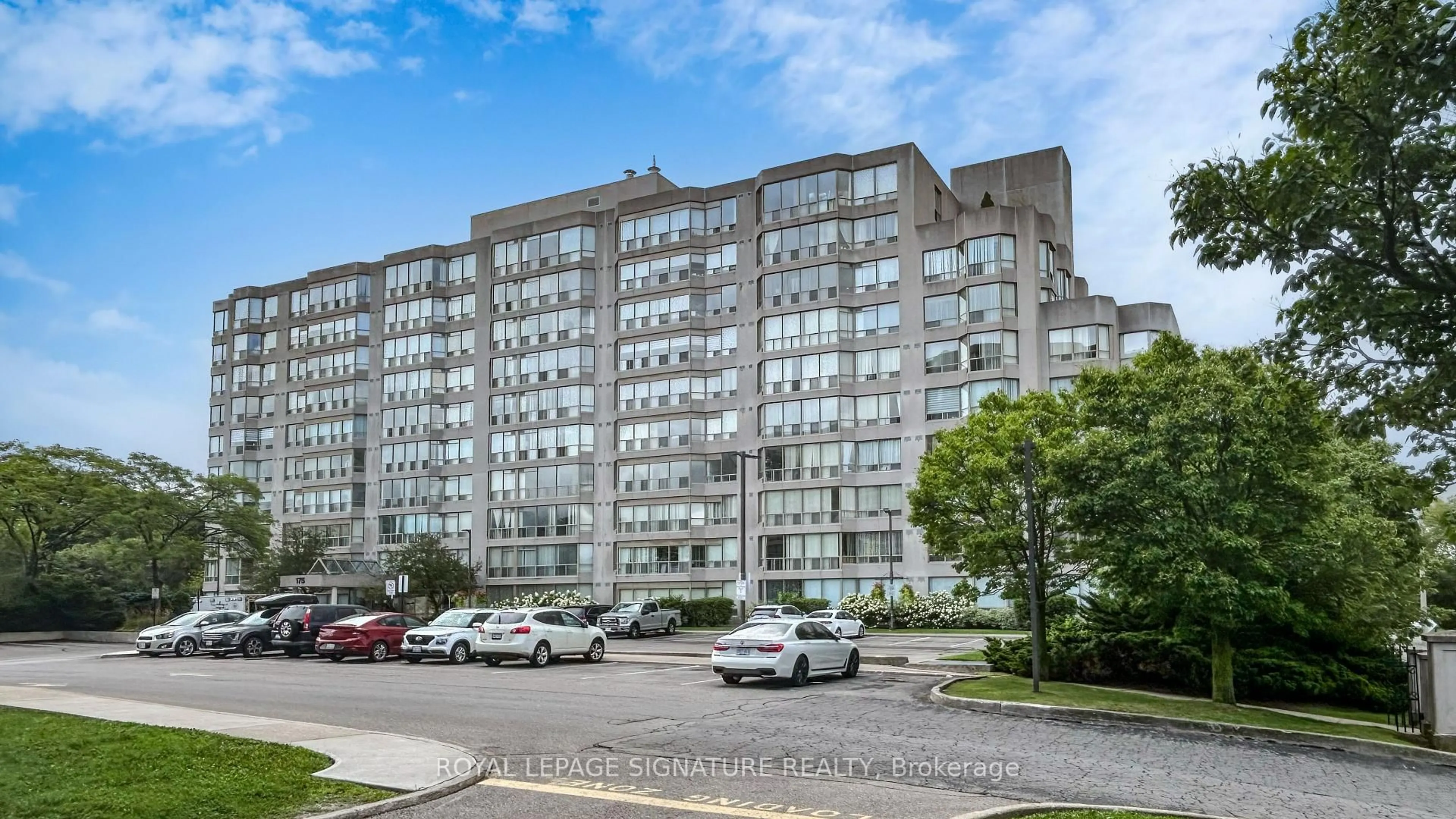 Unknown for 175 Cedar Ave #212, Richmond Hill Ontario L4C 9V3