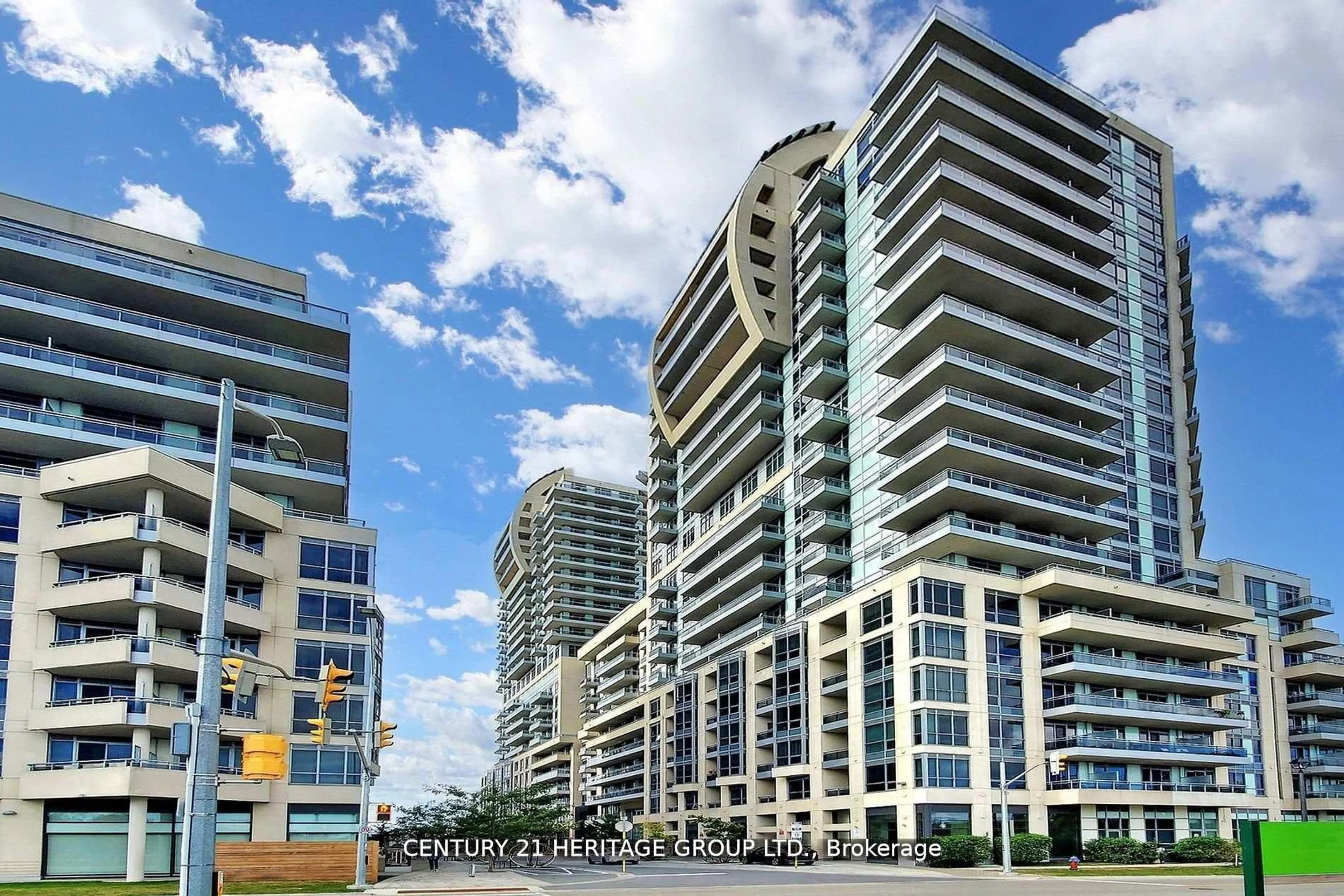 Patio, unknown for 9201 Yonge St #319, Richmond Hill Ontario L4C 6Z2