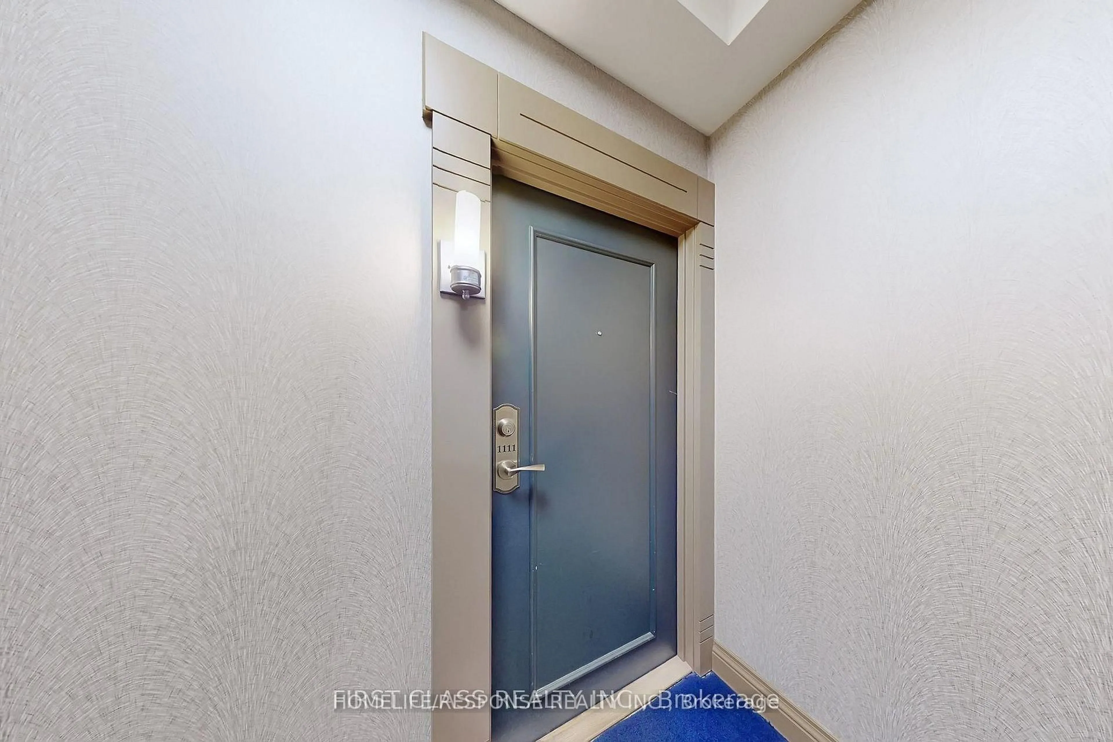 Indoor entryway for 38 Cedarland Dr #1111, Markham Ontario L6G 0G7