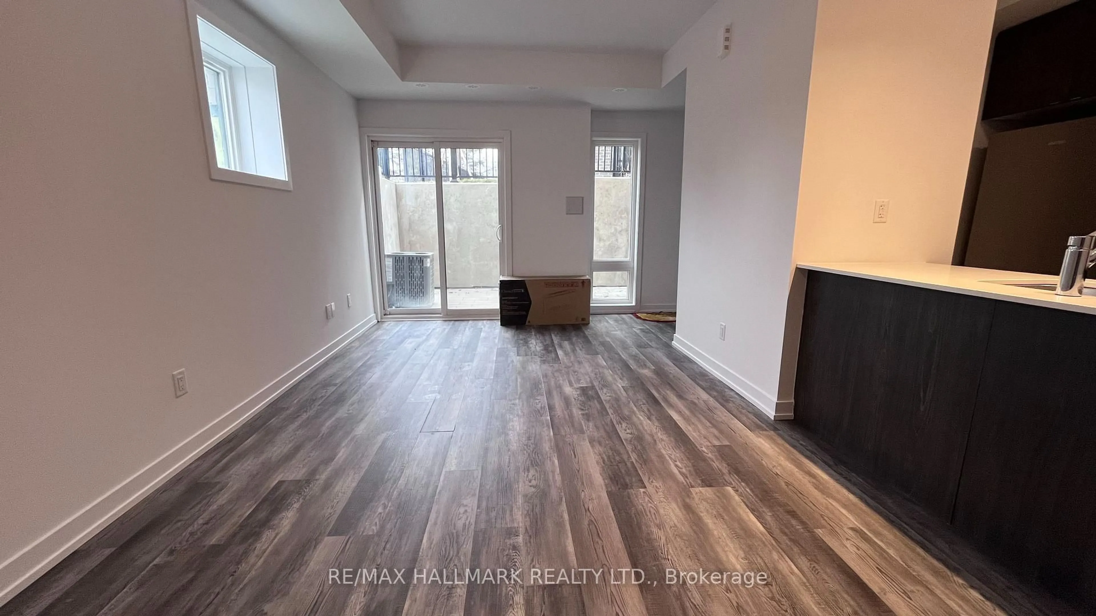 A pic of a room for 51 Jefferson Sdrd #120, Richmond Hill Ontario L4E 1M1