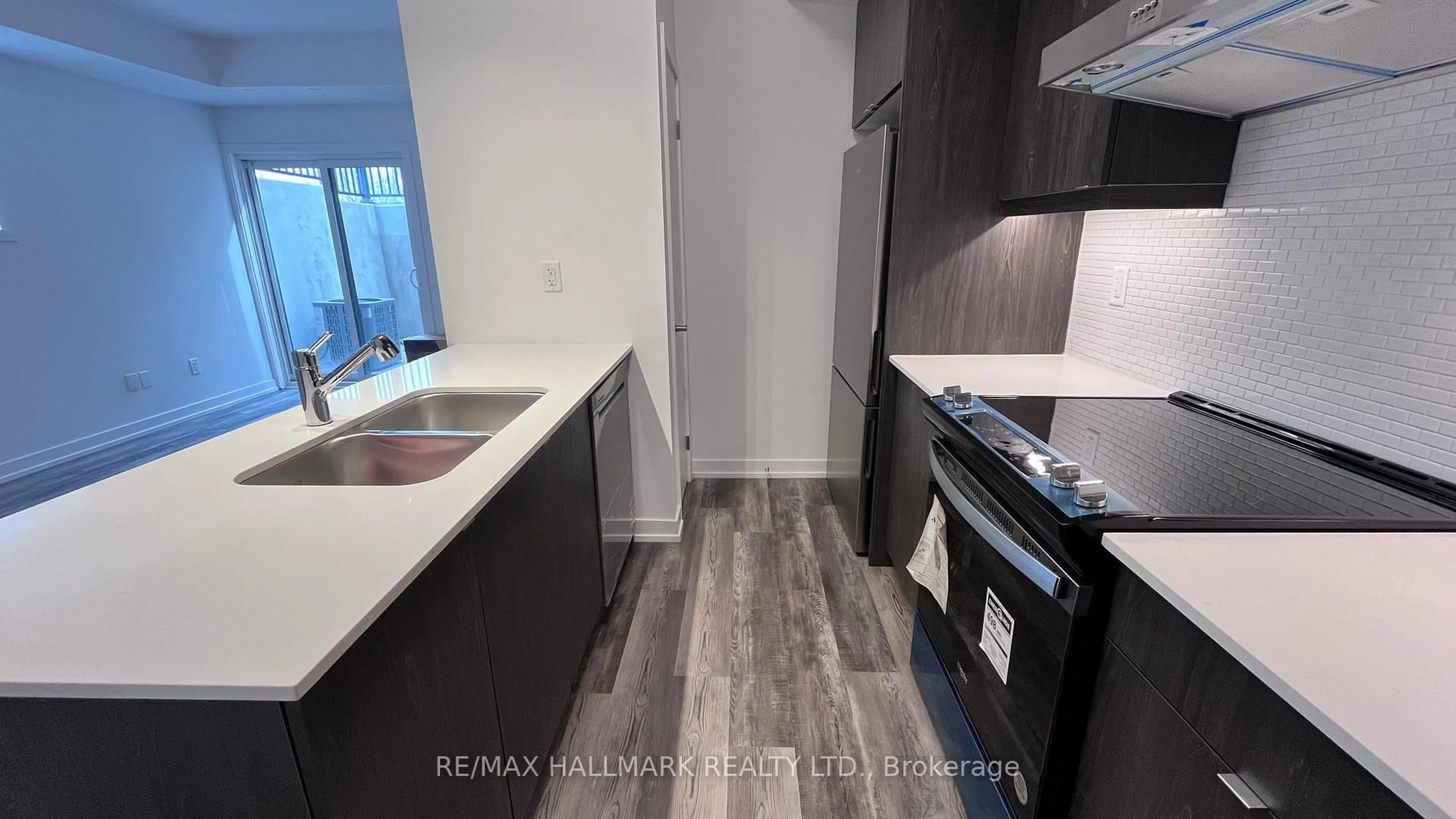 Unknown for 51 Jefferson Sdrd #120, Richmond Hill Ontario L4E 1M1