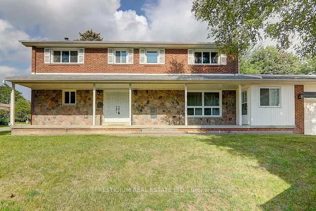 57 Laureleaf Rd, Markham 2