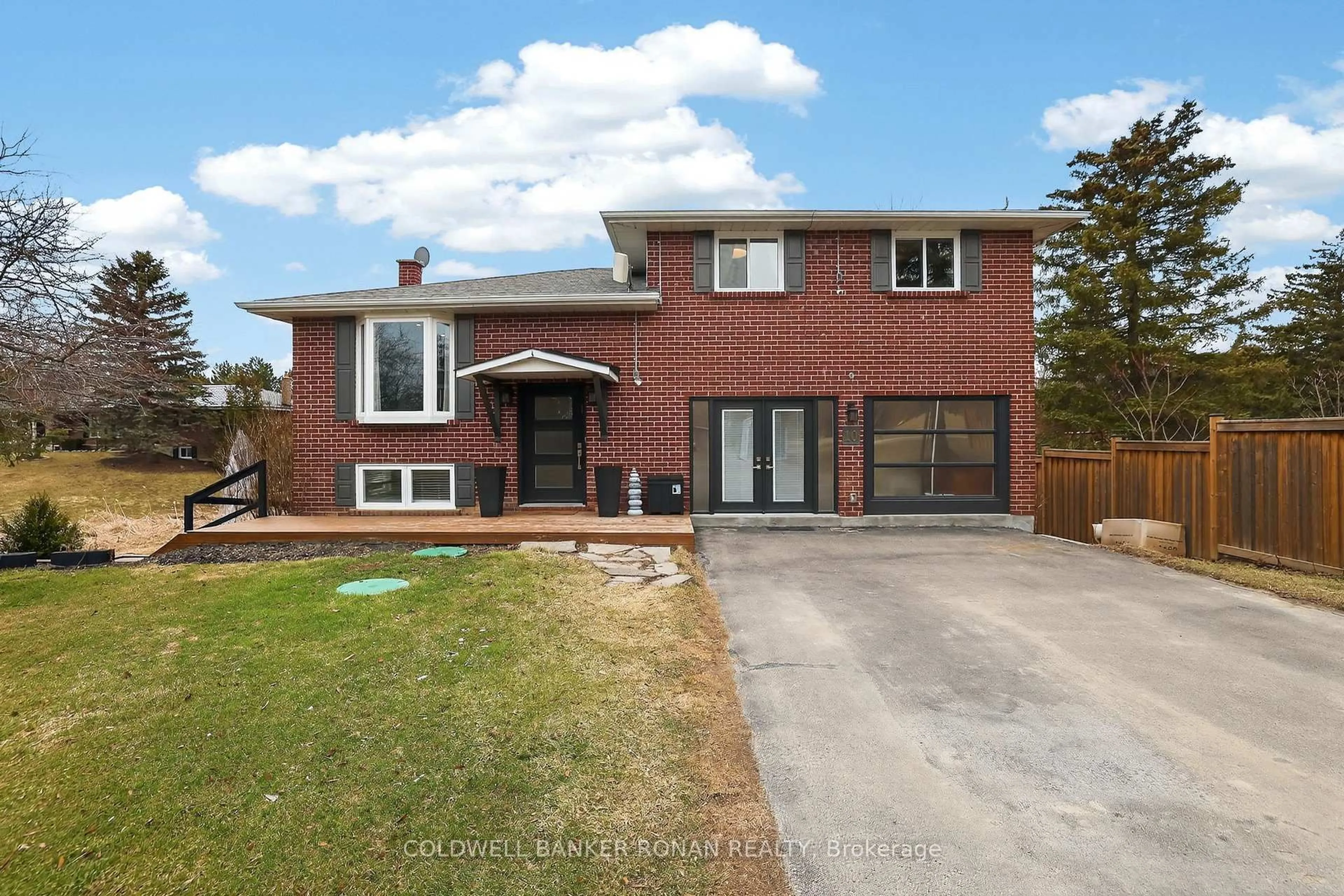 Home with brick exterior material, street for 10 Catherine St, Adjala-Tosorontio Ontario L0G 1L0