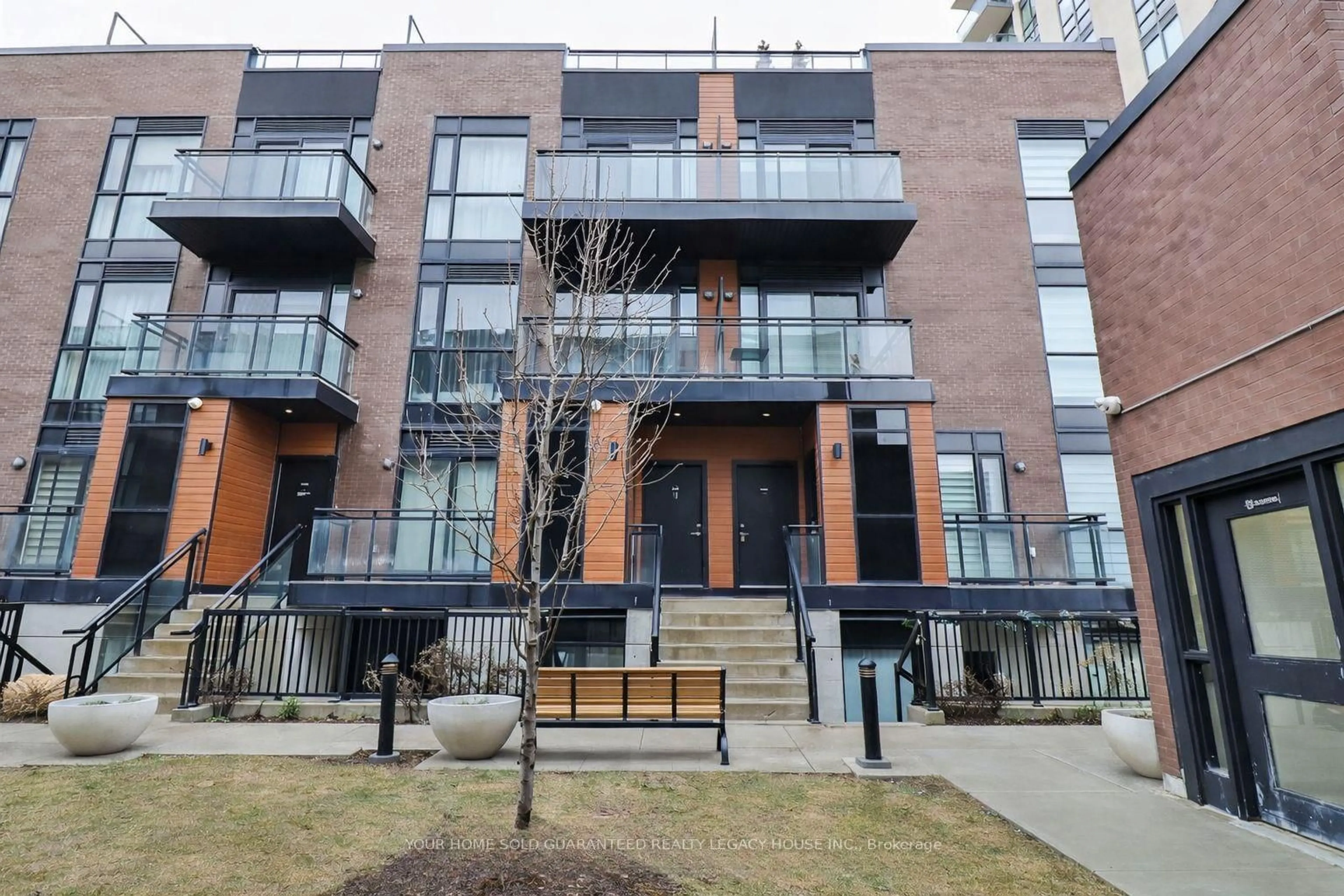 Home with brick exterior material, street for 5279 Highway 7 Rd #803, Vaughan Ontario L4L 0J1