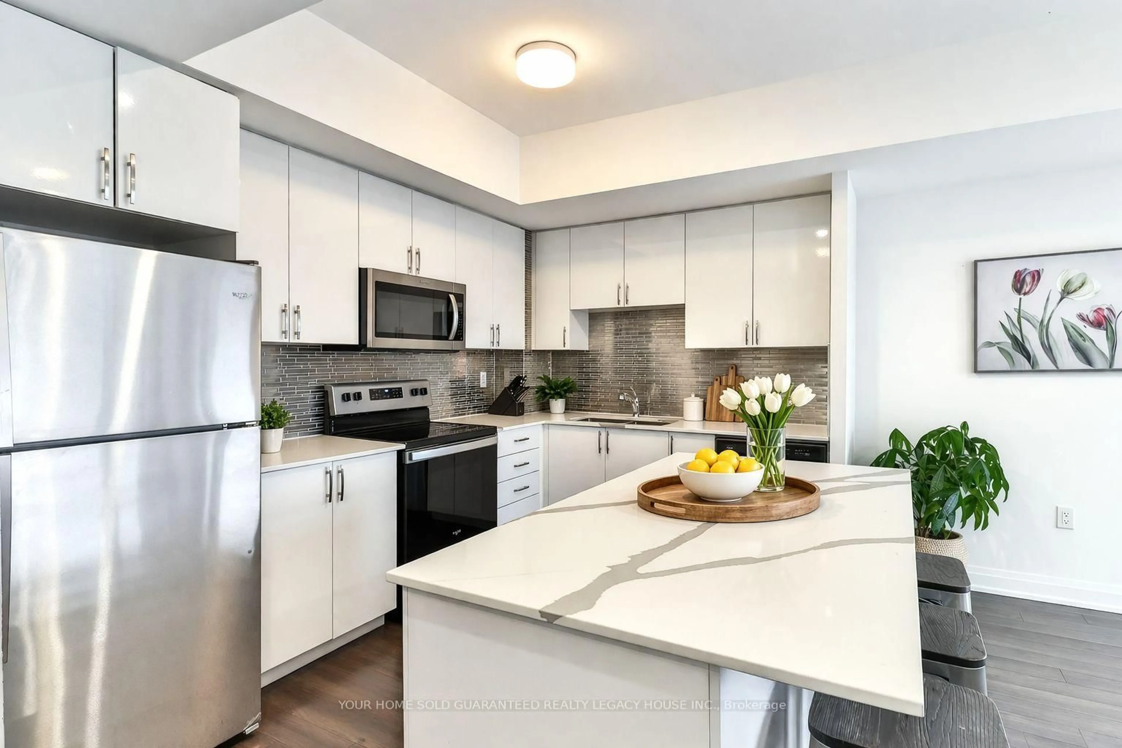 Open concept kitchen, ceramic/tile floor for 5279 Highway 7 Rd #803, Vaughan Ontario L4L 0J1