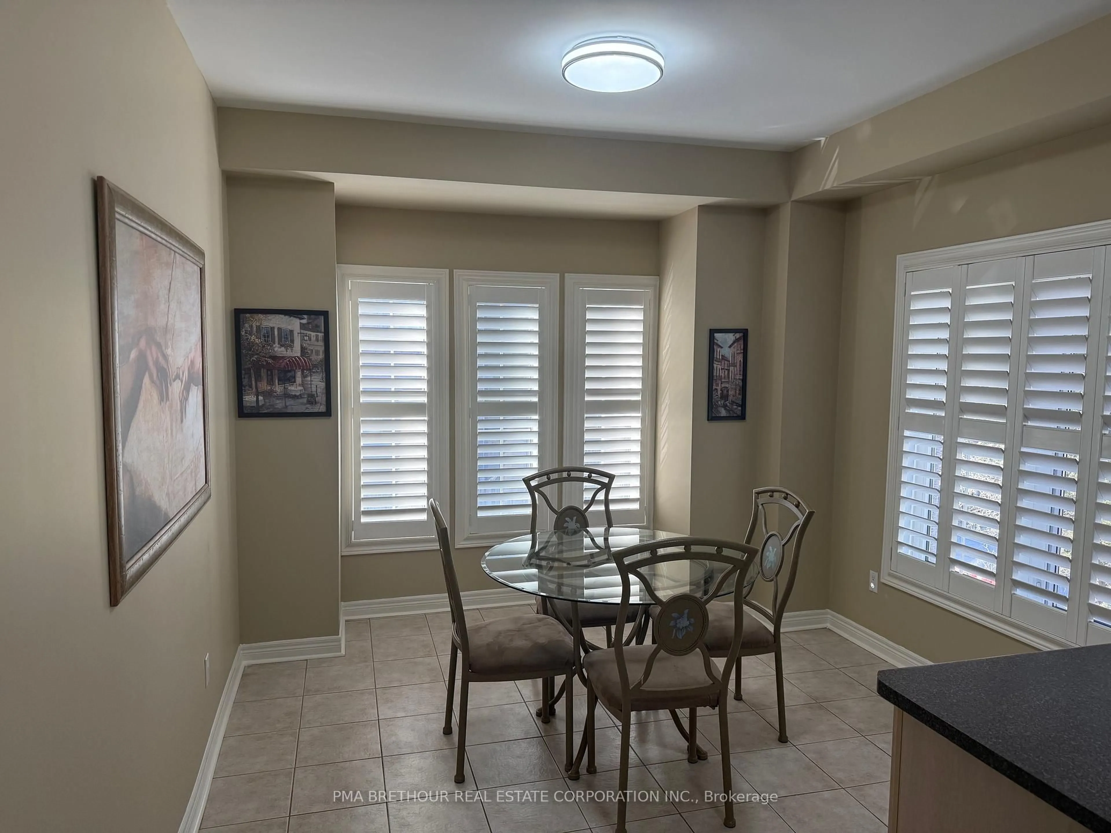 Dining room, ceramic/tile floor for 10719 Bathurst St #7, Richmond Hill Ontario L4C 0N3