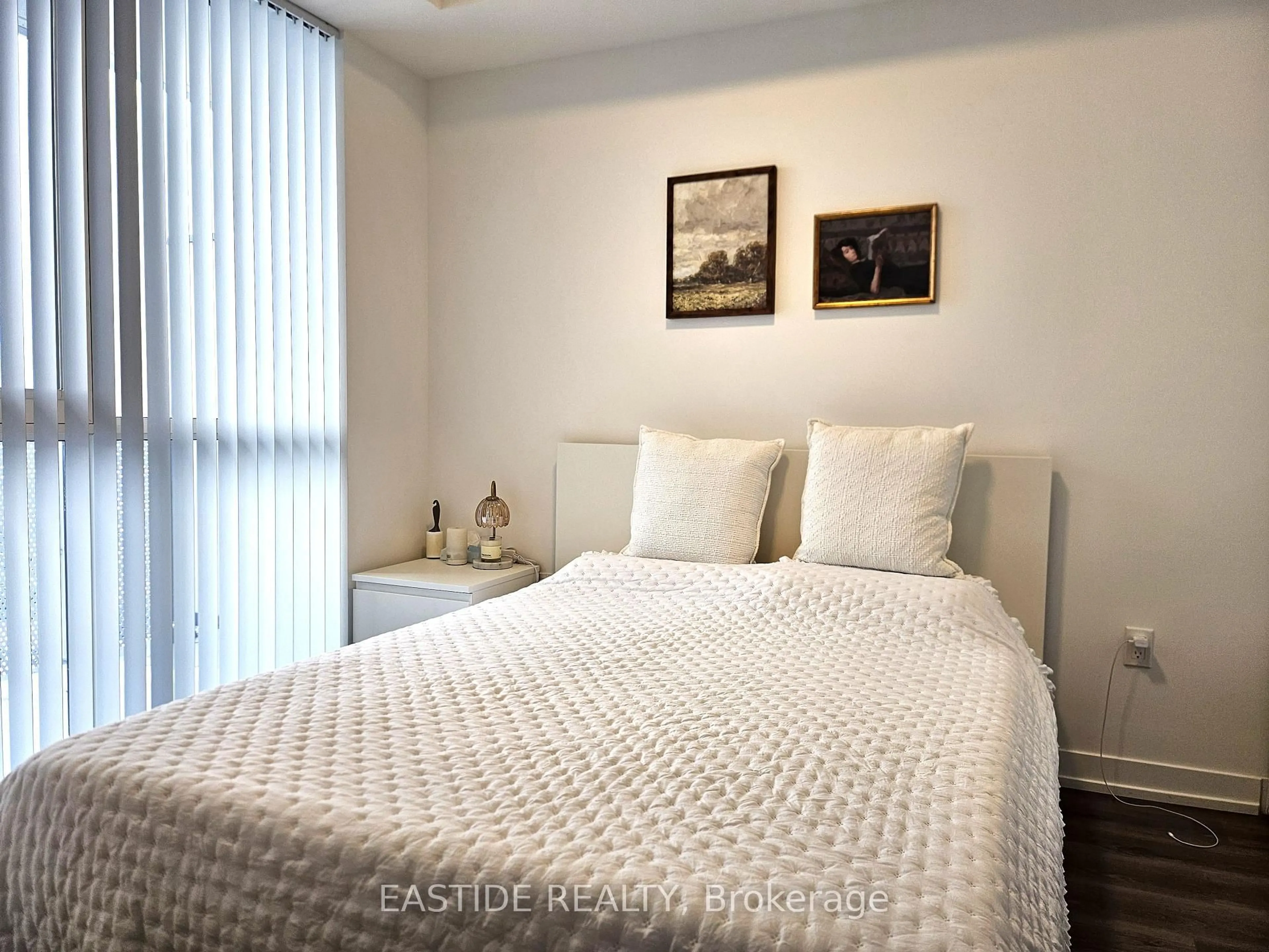 Bedroom with bed, unknown for 28 Interchange Way #1506, Vaughan Ontario L4K 0P8