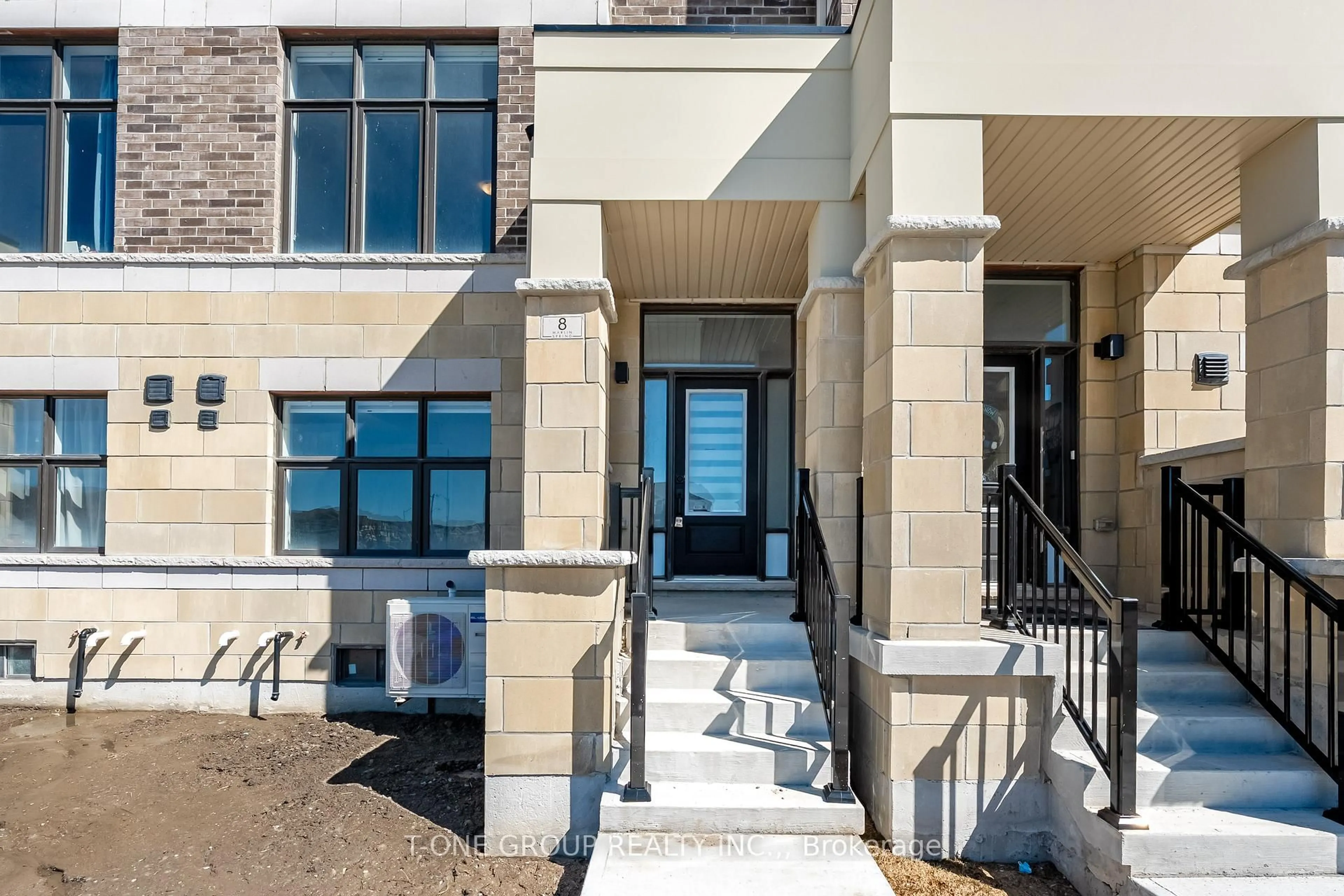 Unknown for 8 Seine Lane, Richmond Hill Ontario L4S 0P8