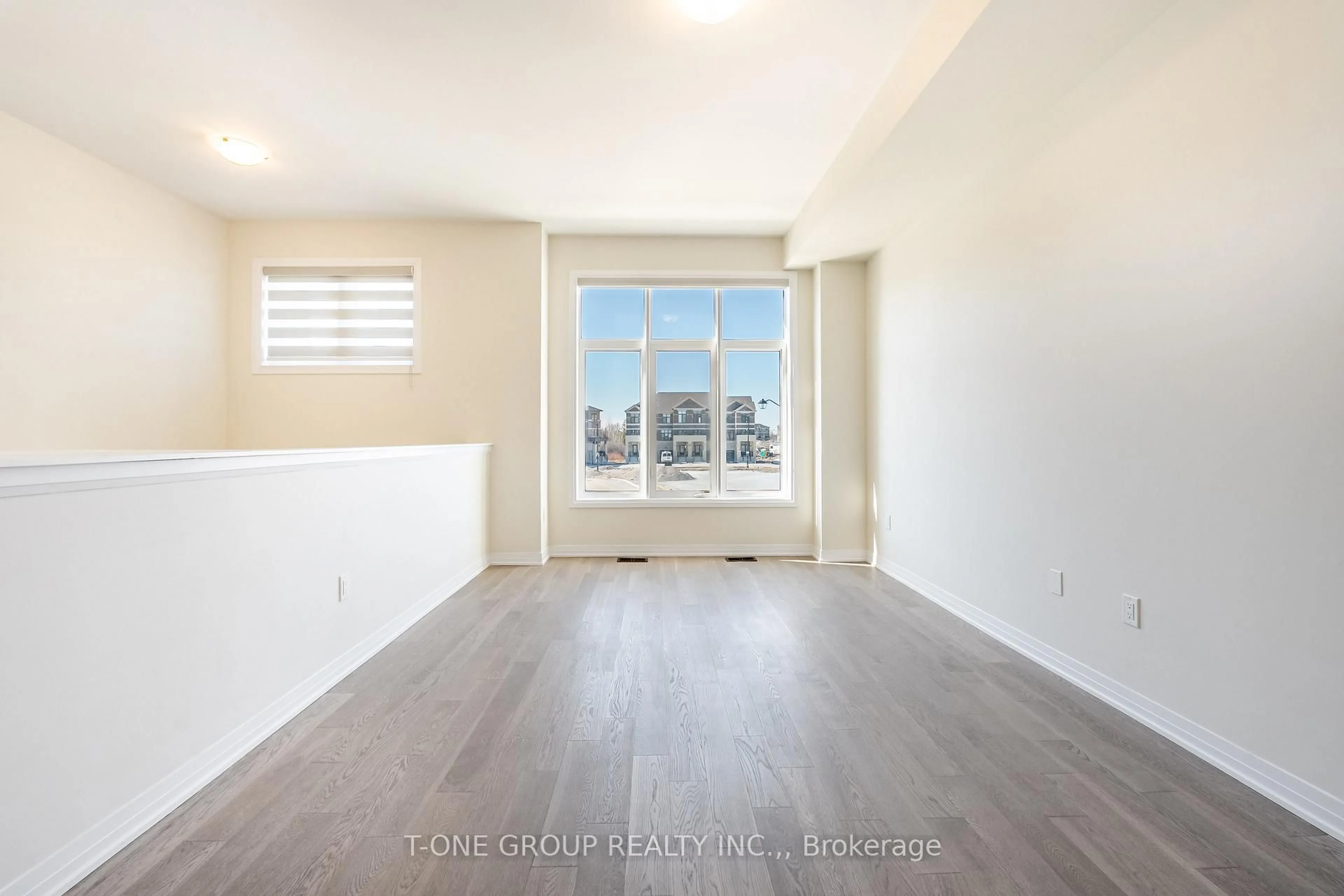 A pic of a room for 8 Seine Lane, Richmond Hill Ontario L4S 0P8