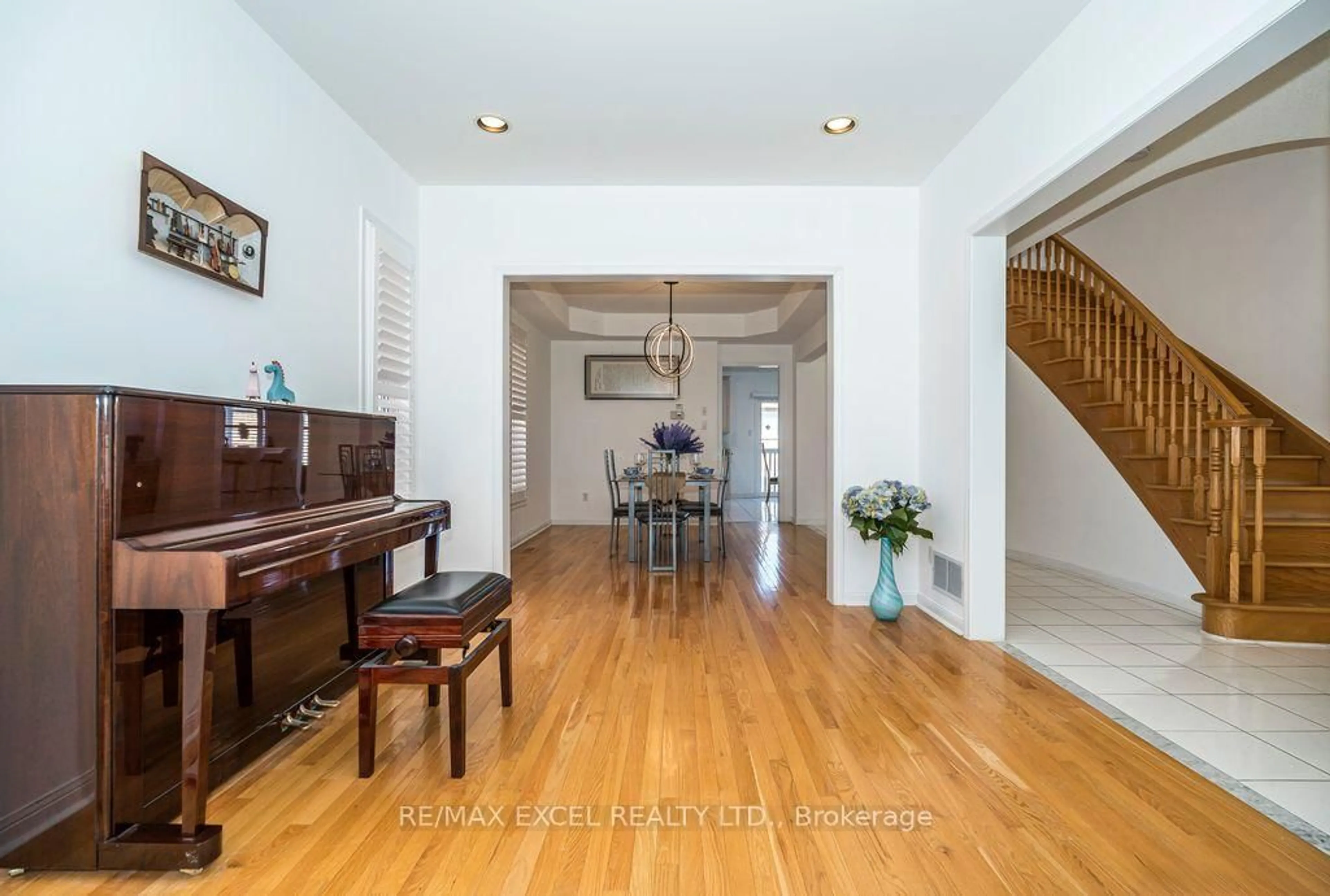 Unknown for 28 Fortune Cres, Richmond Hill Ontario L4S 1S5