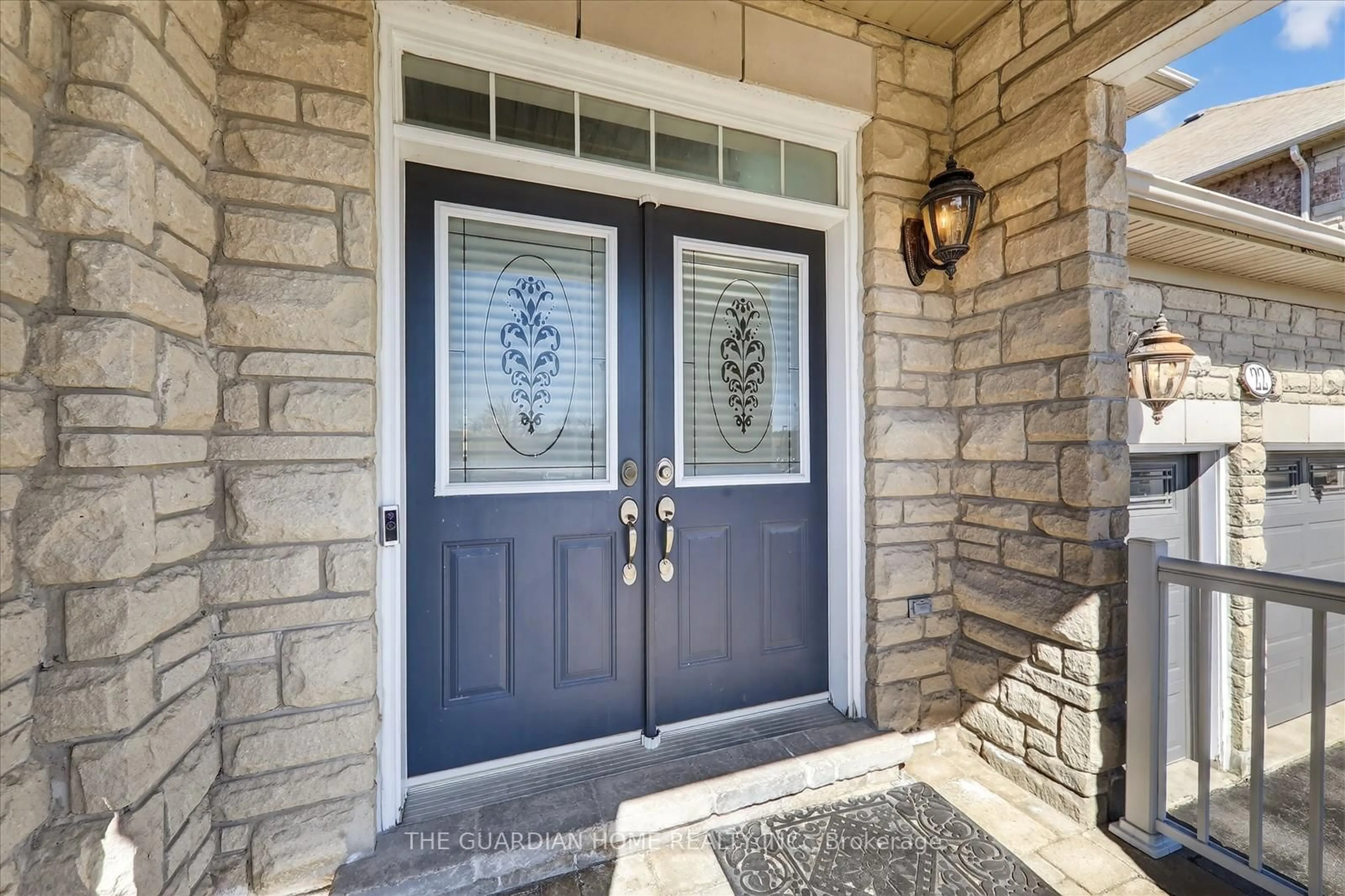 Indoor entryway for 22 Riverwalk Dr, Markham Ontario L6B 0L7