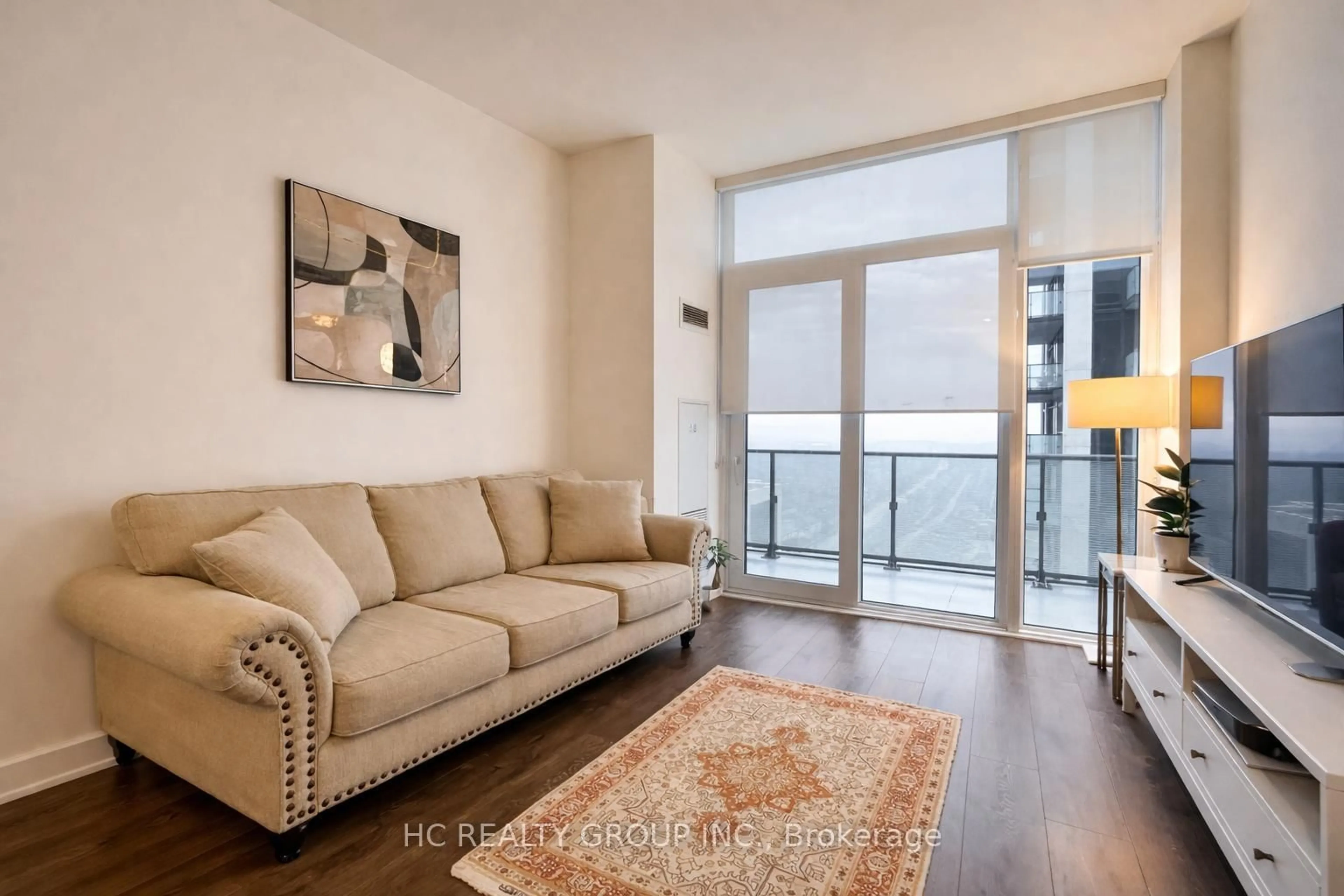 Living room with furniture, unknown for 95 ONEIDA Cres #PH08, Richmond Hill Ontario L4B 0H5