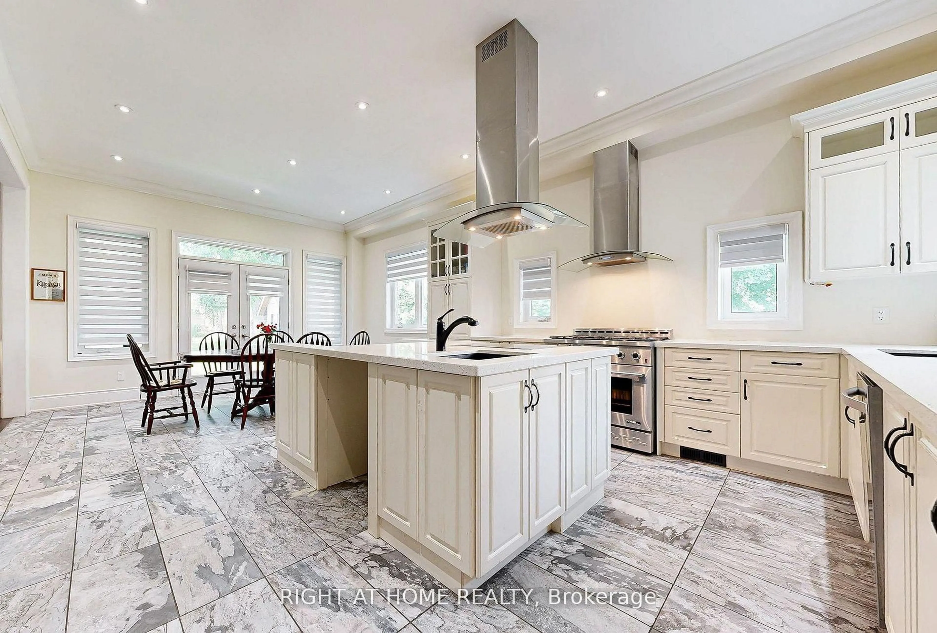 Open concept kitchen, ceramic/tile floor for 250 Church St, Markham Ontario L3P 2M7