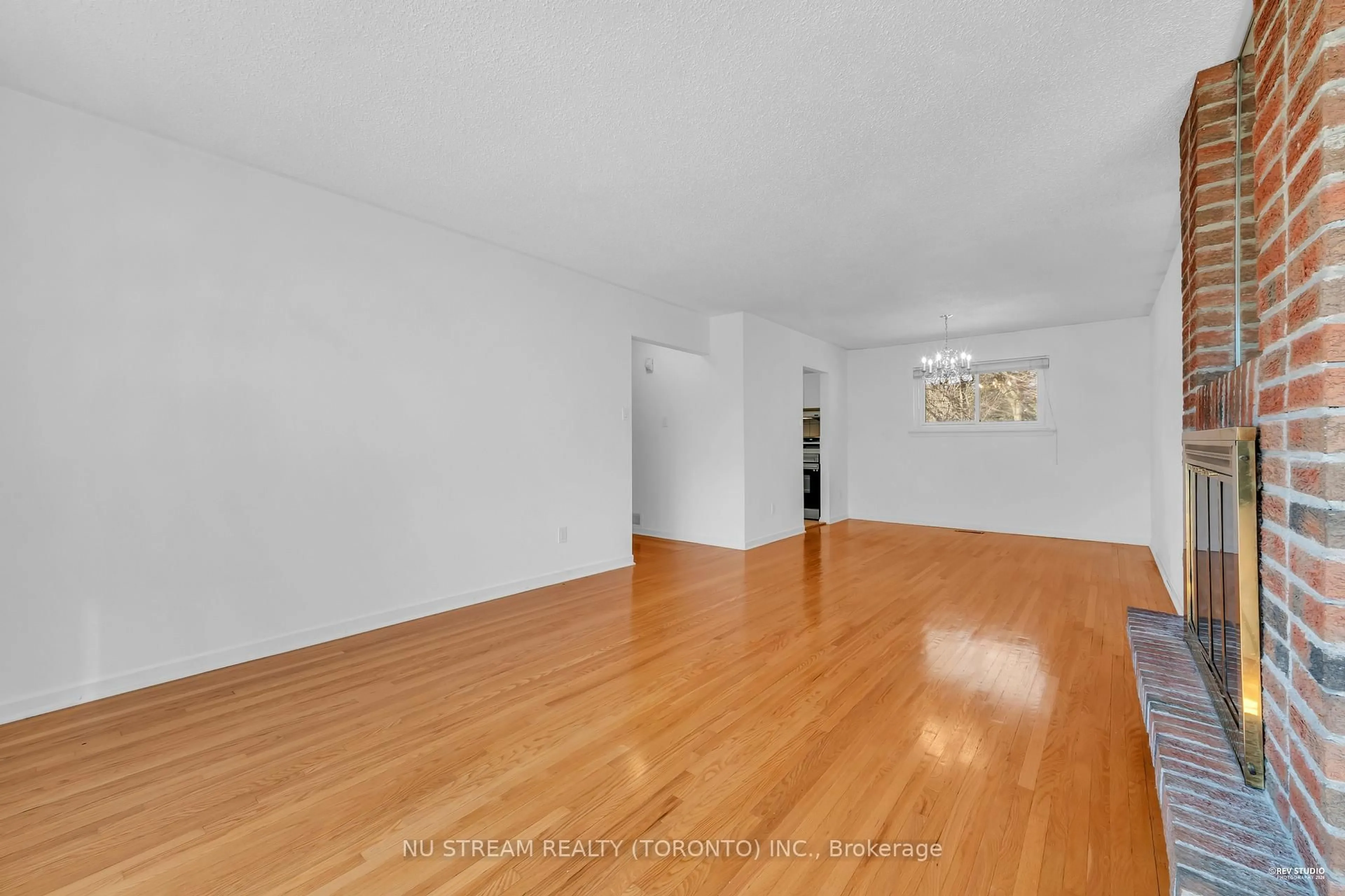 A pic of a room for 18 Emily Carr St, Markham Ontario L3R 2K4
