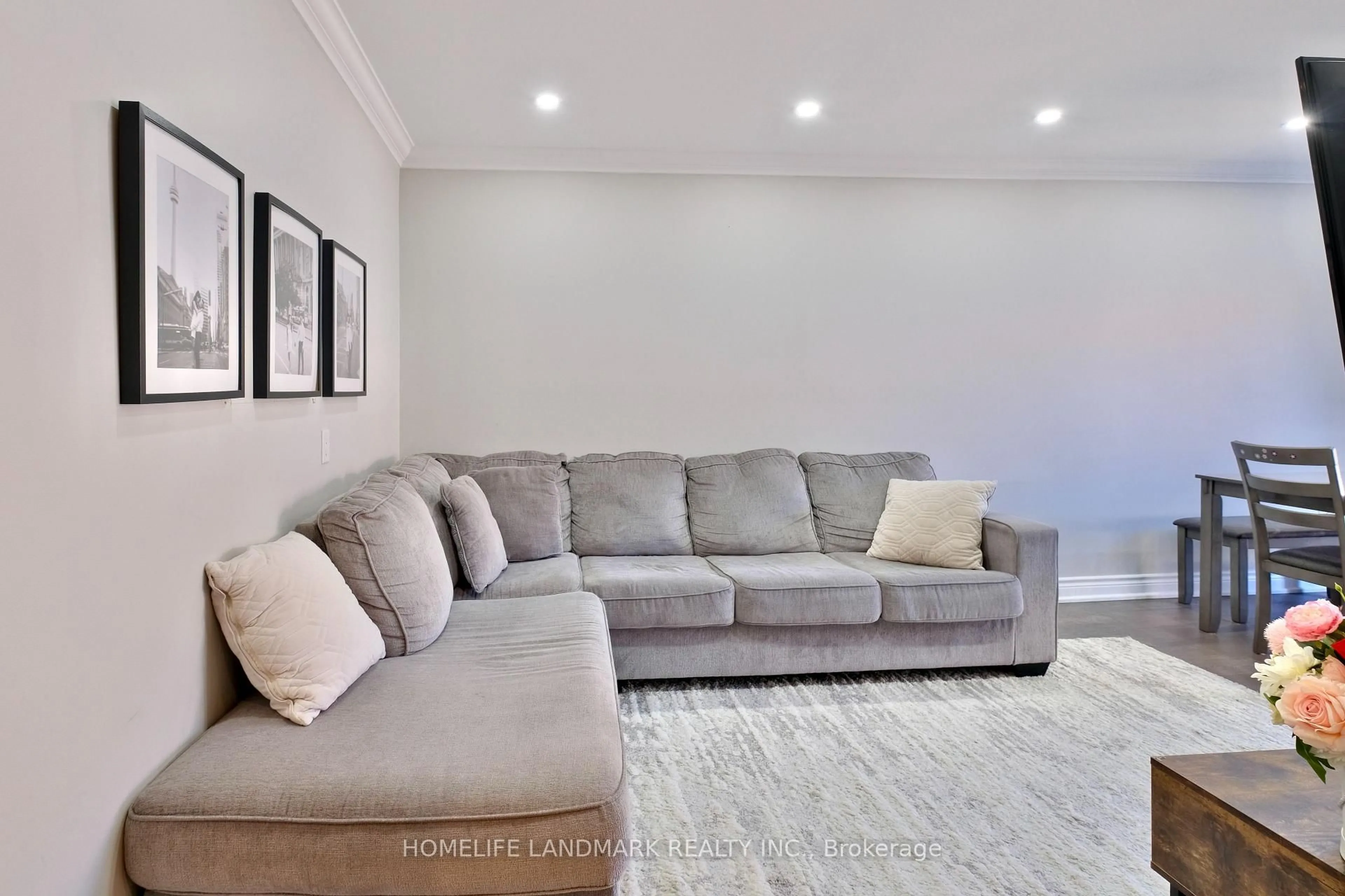 Living room with furniture, unknown for 109 Tangmere Cres, Markham Ontario L3R 6Y3